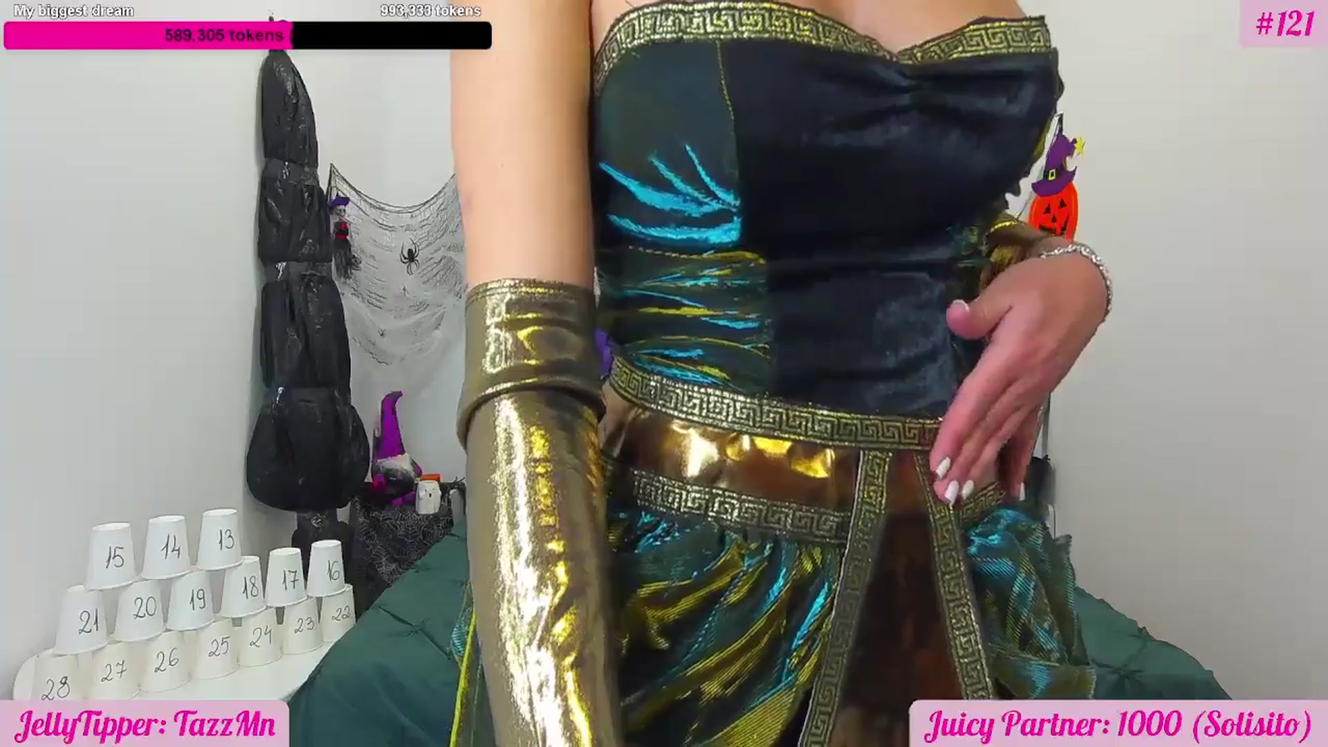 Gallery image thumbnail from JuicyJelly's myfreecams stream on, 10/31/2025, 19:16 image 13 of 20
