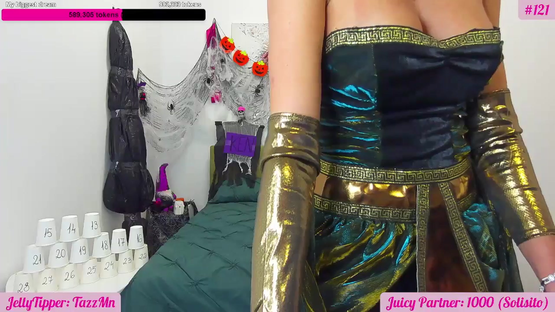 Gallery image thumbnail from JuicyJelly's myfreecams stream on, 10/31/2025, 19:16 image 9 of 20