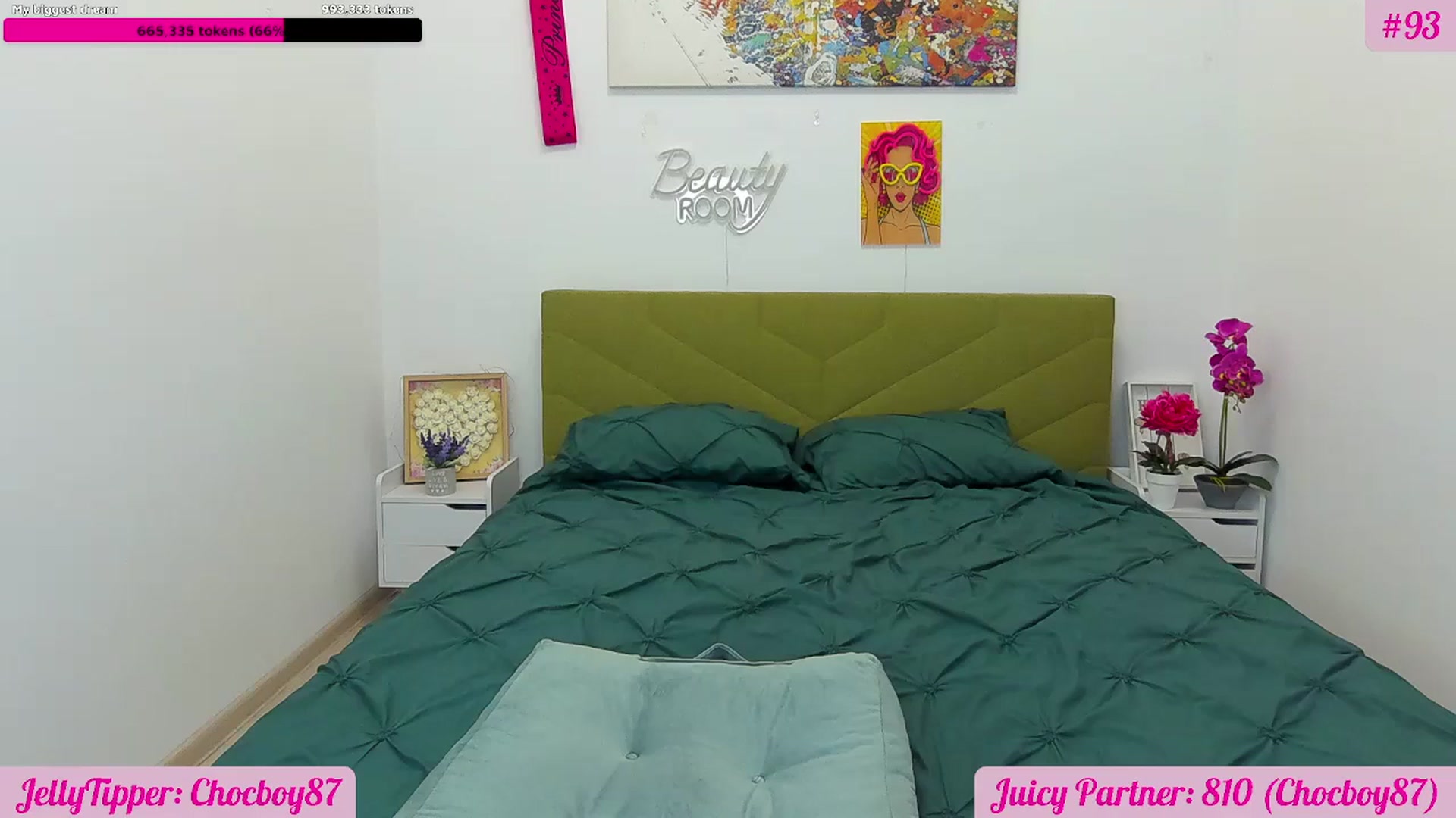 Gallery image thumbnail from JuicyJelly's myfreecams stream on, 11/11/2025, 17:19 image 18 of 20