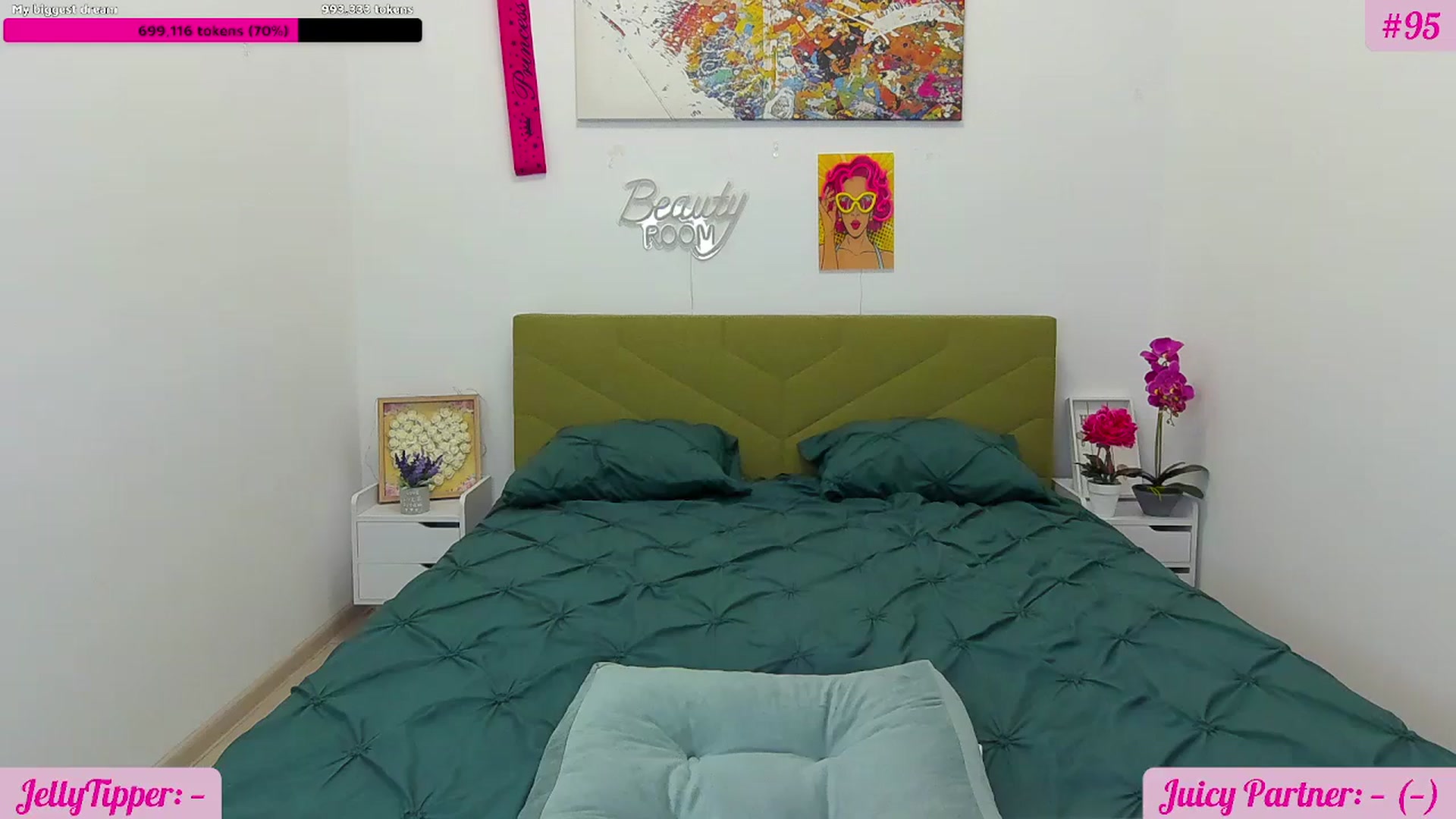 Gallery image thumbnail from JuicyJelly's myfreecams stream on, 11/17/2025, 17:23 image 5 of 20