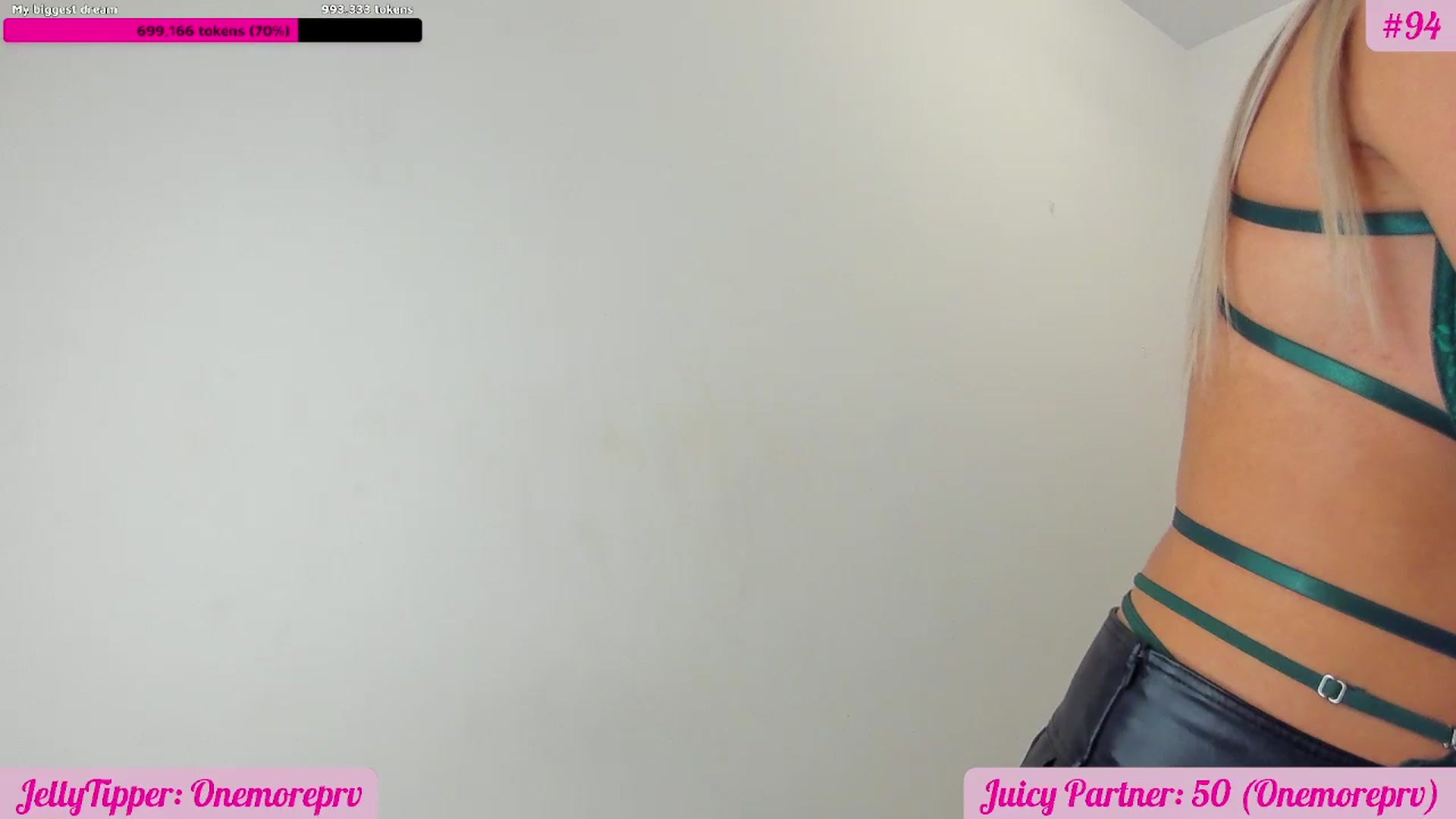 Gallery image thumbnail from JuicyJelly's myfreecams stream on, 11/17/2025, 17:23 image 8 of 20