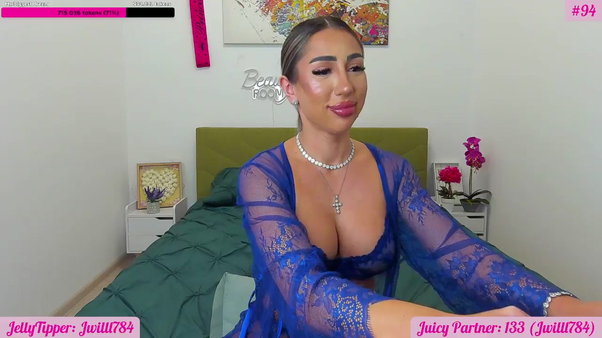 Gallery image thumbnail from JuicyJelly's myfreecams stream on, 11/21/2025, 18:38 image 20 of 20