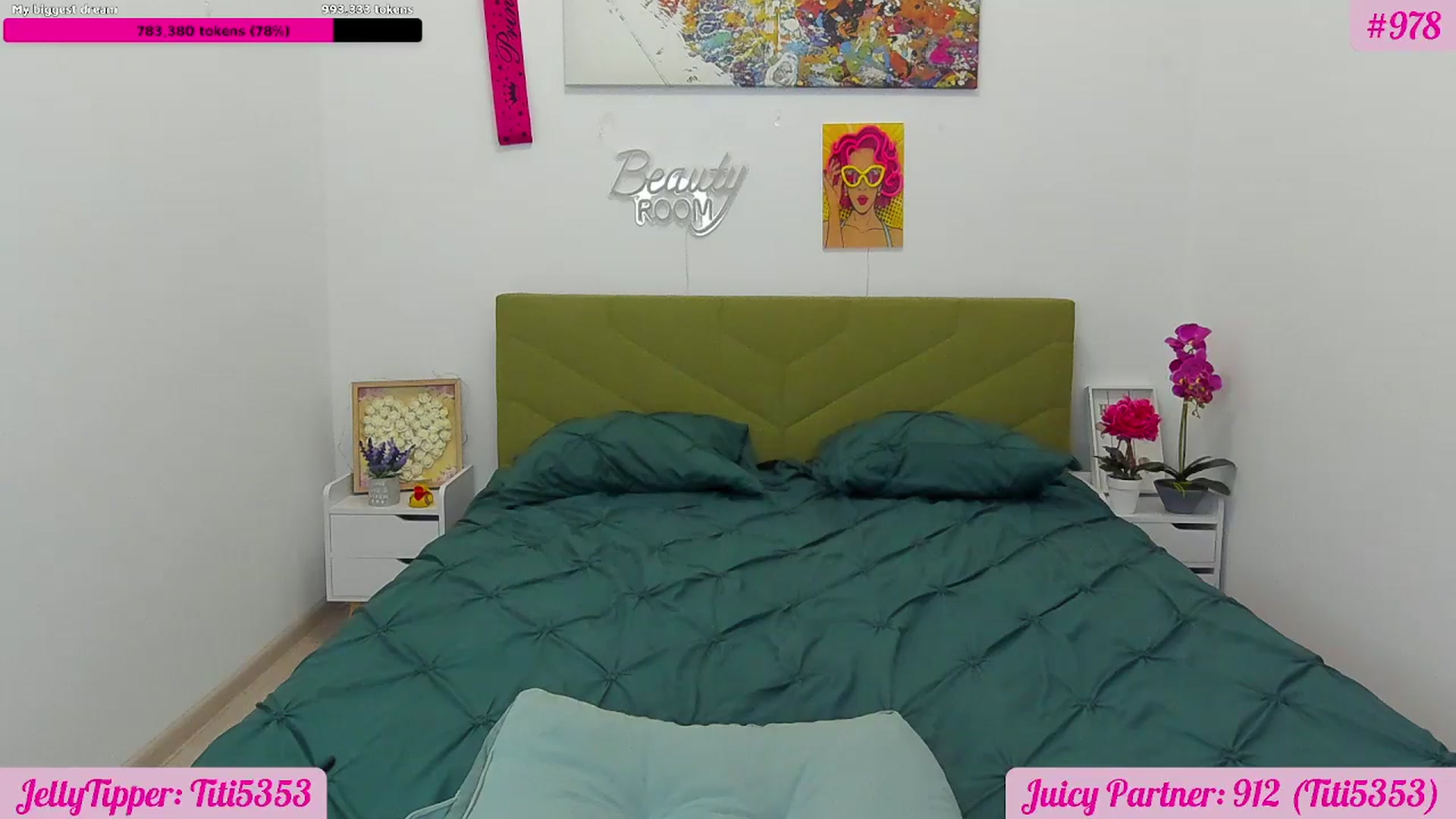 Gallery image thumbnail from JuicyJelly's myfreecams stream on, 12/06/2025, 18:21 image 9 of 20