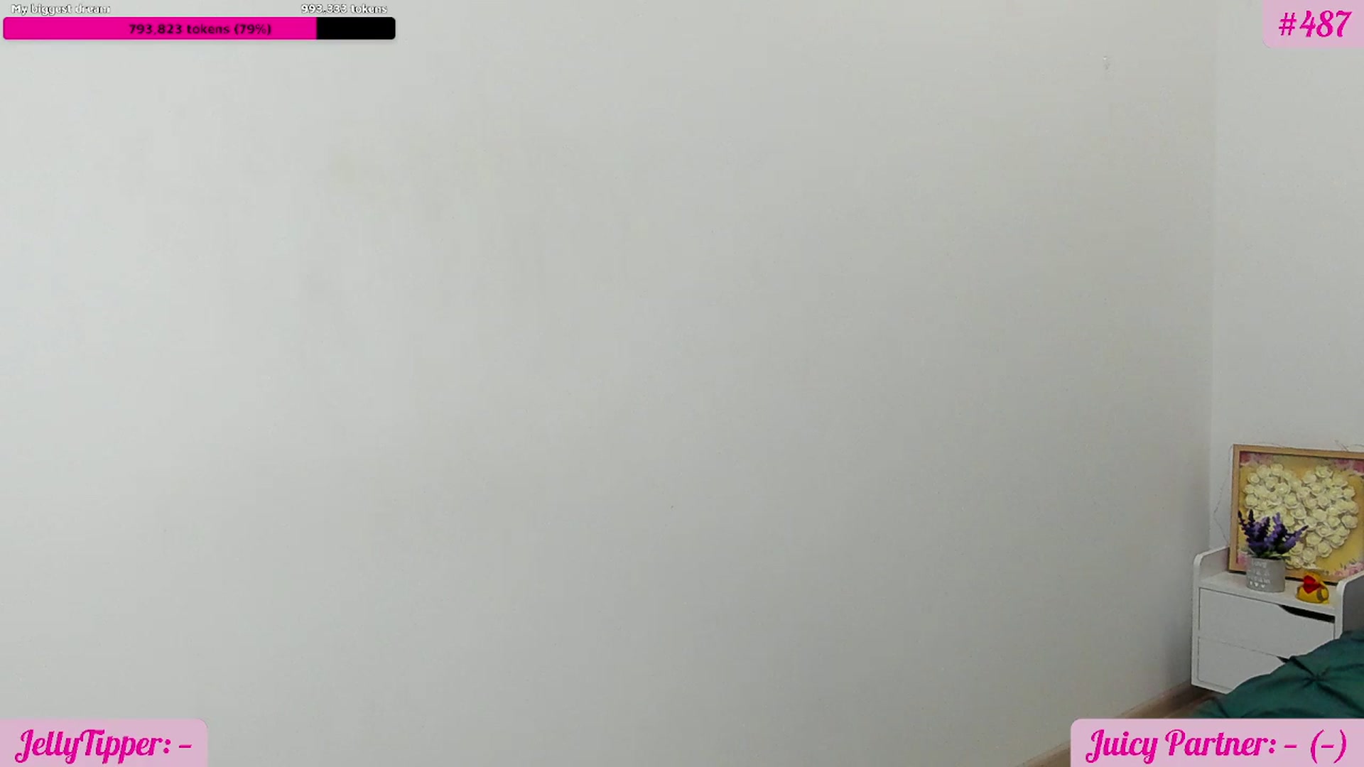Gallery image thumbnail from JuicyJelly's myfreecams stream on, 12/09/2025, 16:52 image 17 of 20