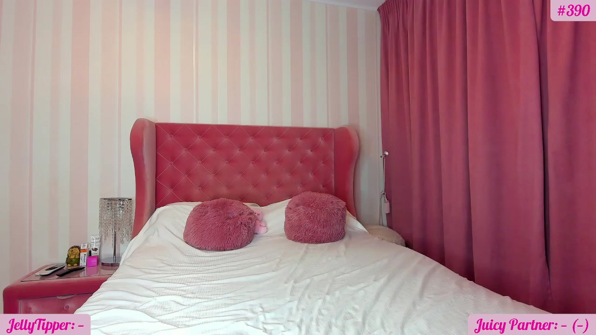 Gallery image thumbnail from JuicyJelly's myfreecams stream on, 04/20/2026, 17:54 image 7 of 20