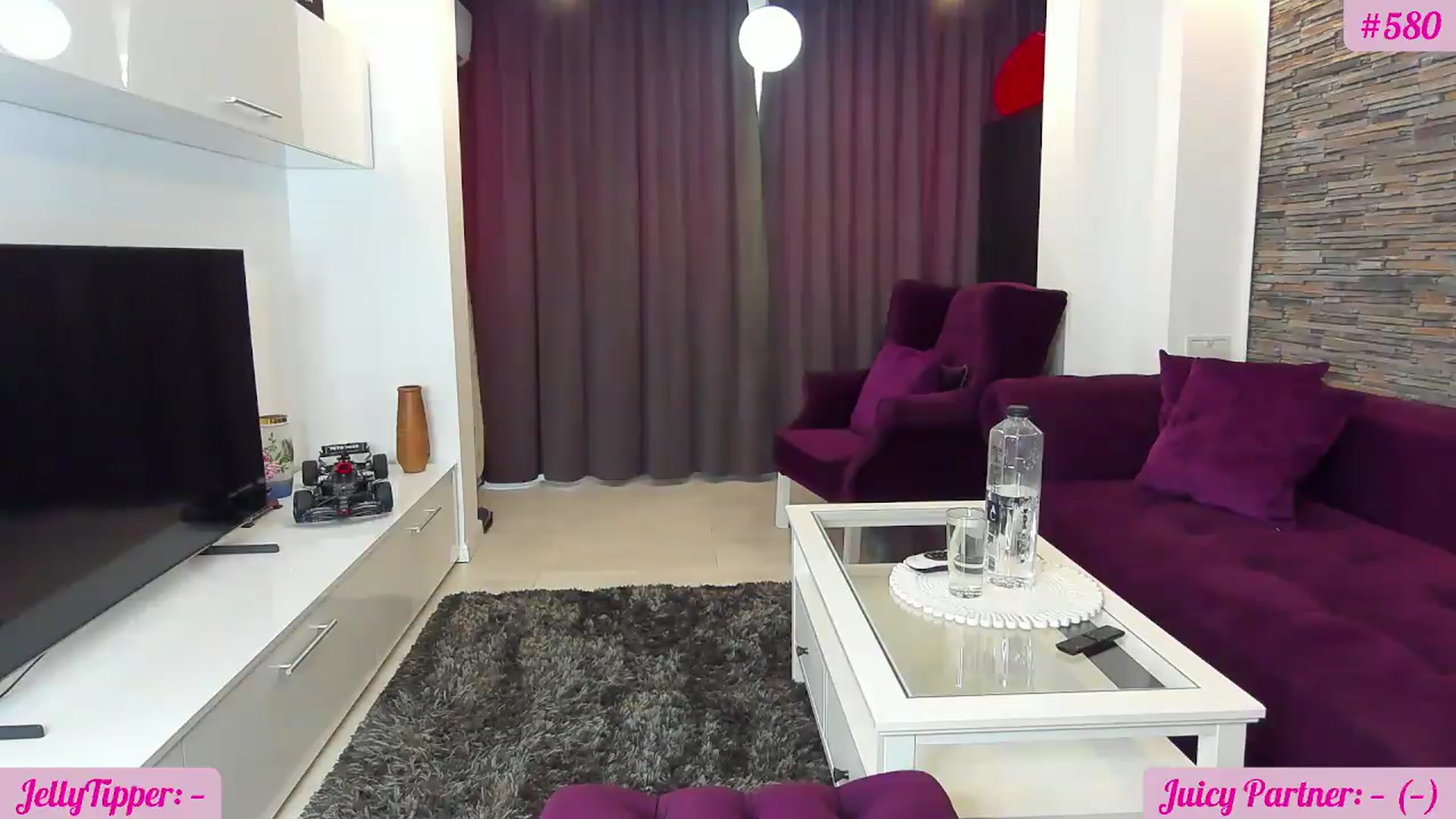 Gallery image thumbnail from JuicyJelly's myfreecams stream on, 06/30/2026, 14:57 image 20 of 20