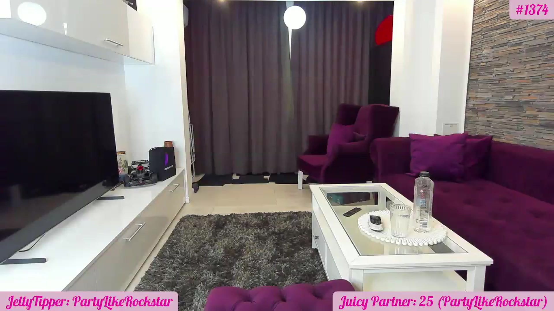 Gallery image thumbnail from JuicyJelly's myfreecams stream on, 07/08/2026, 18:26 image 5 of 20