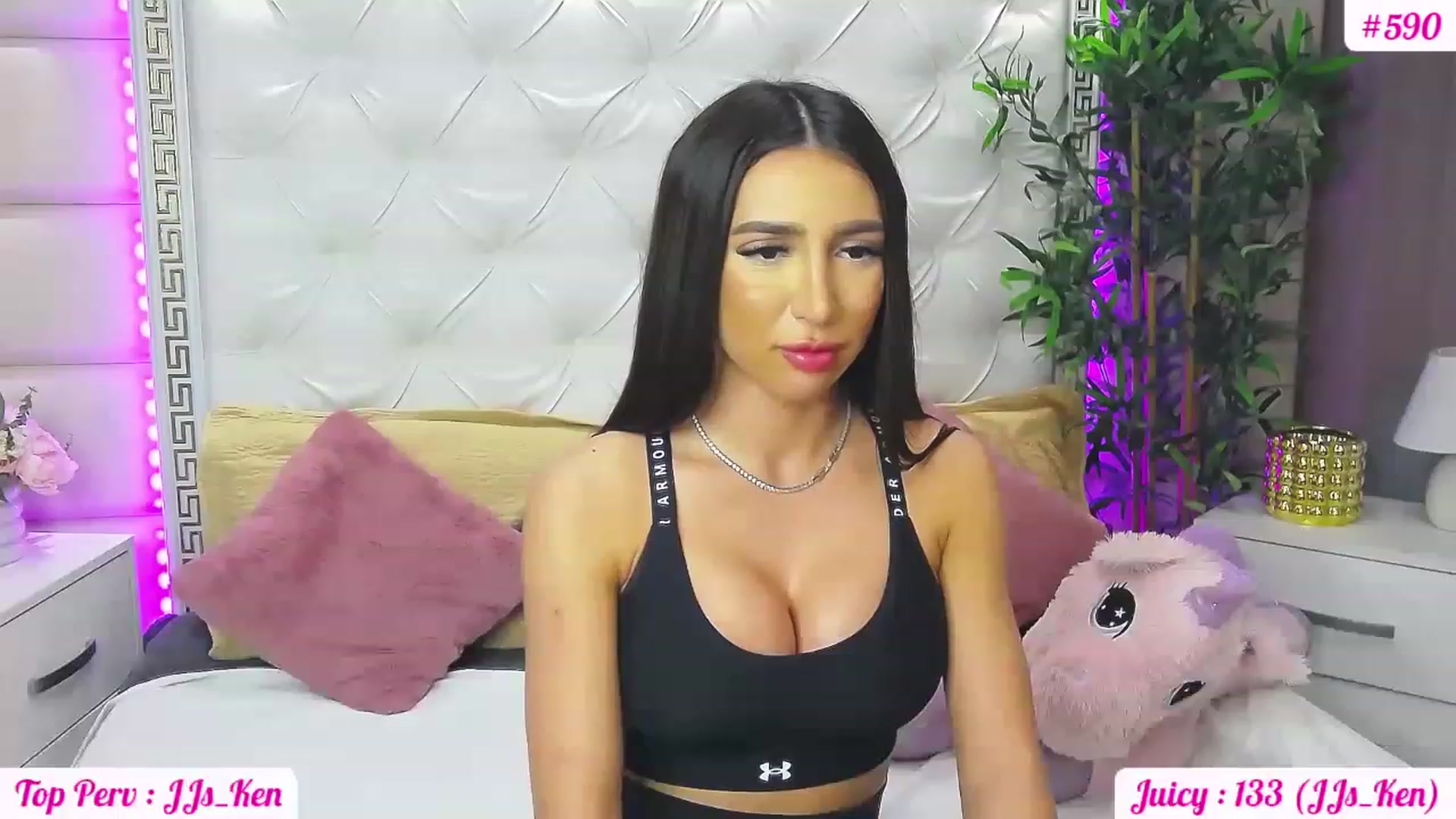 Gallery image thumbnail from JuicyJelly_'s myfreecams stream on, 05/17/2023, 19:29 image 20 of 20