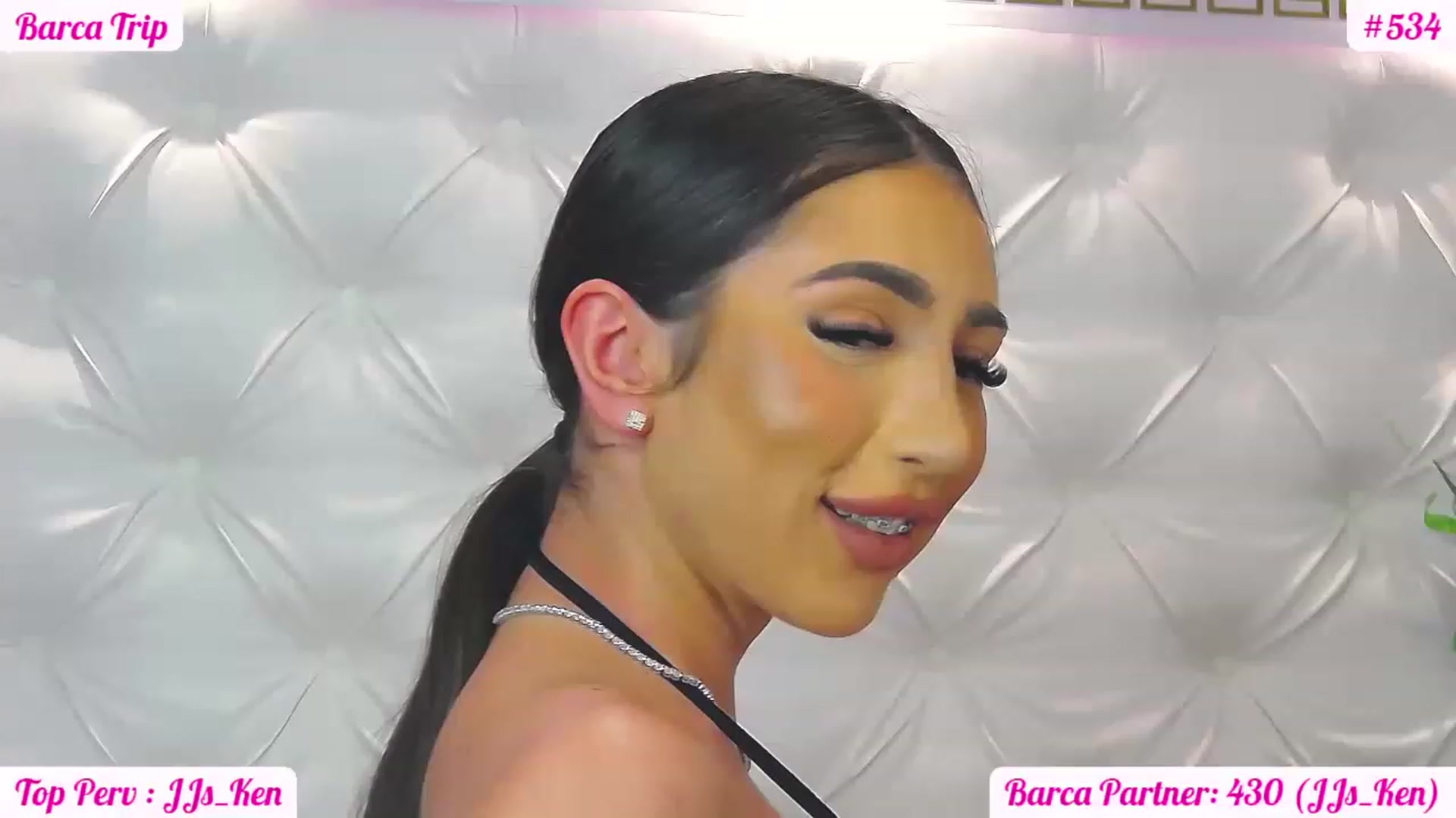 Gallery image thumbnail from JuicyJelly_'s myfreecams stream on, 05/20/2023, 13:15 image 17 of 20
