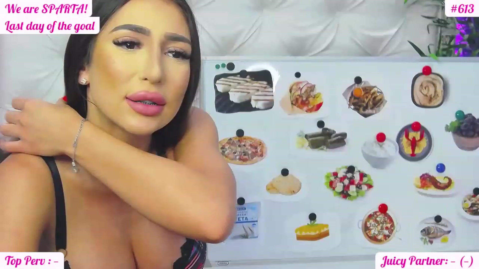 Gallery image thumbnail from JuicyJelly_'s myfreecams stream on, 05/30/2023, 15:35 image 2 of 20