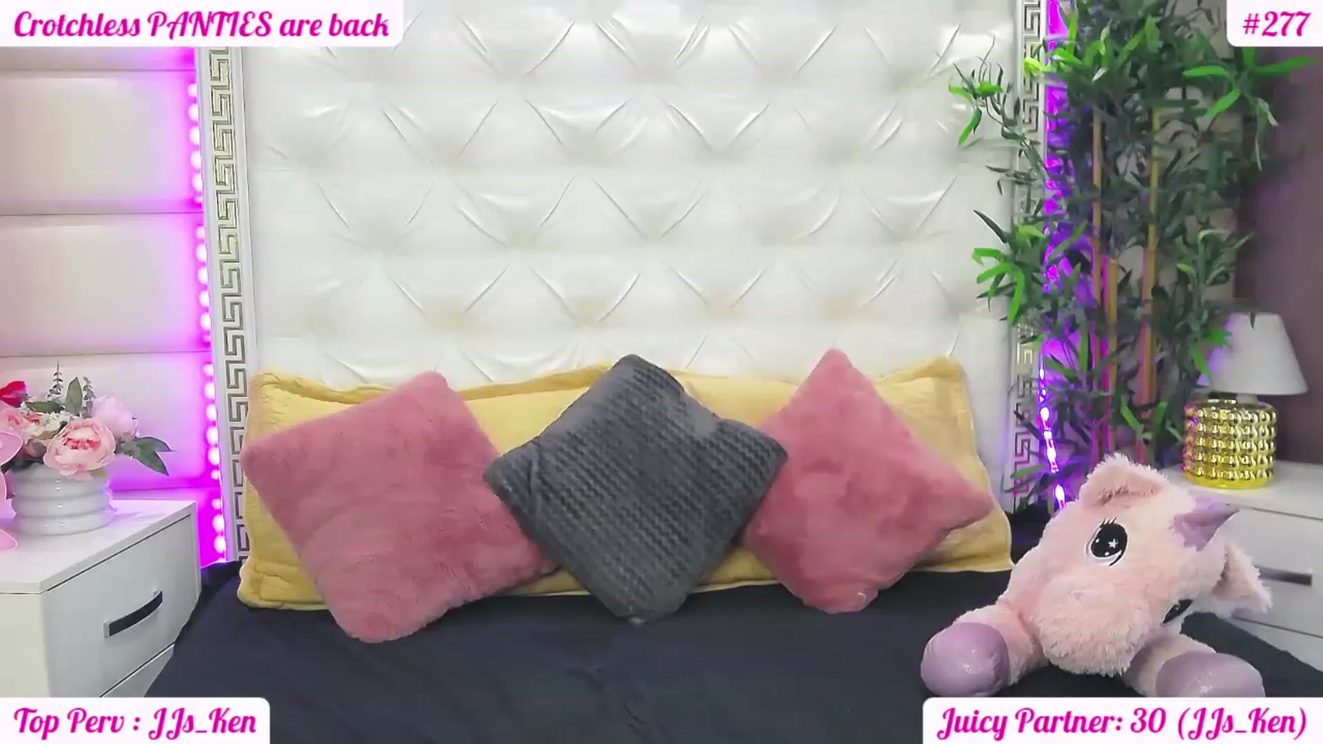 Gallery image thumbnail from JuicyJelly_'s myfreecams stream on, 06/02/2023, 15:16 image 10 of 20