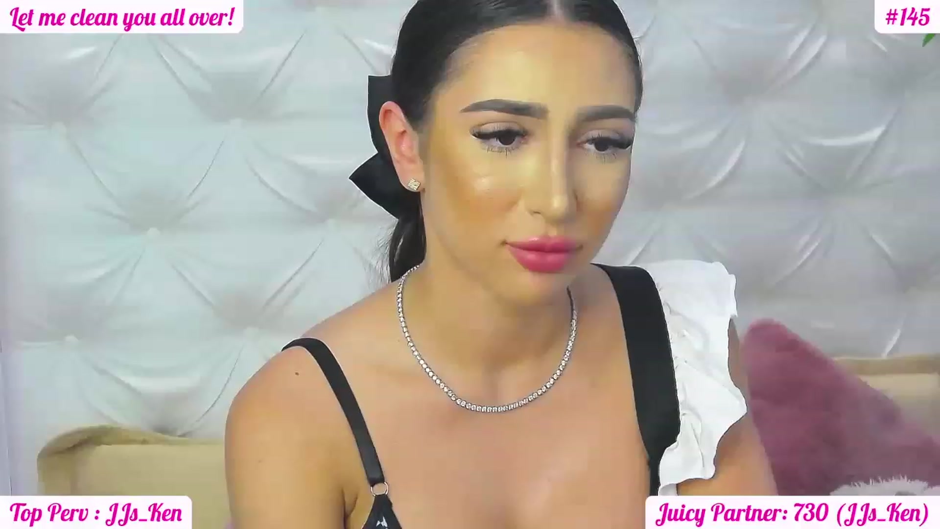 Gallery image thumbnail from JuicyJelly_'s myfreecams stream on, 06/13/2023, 14:52 image 14 of 20