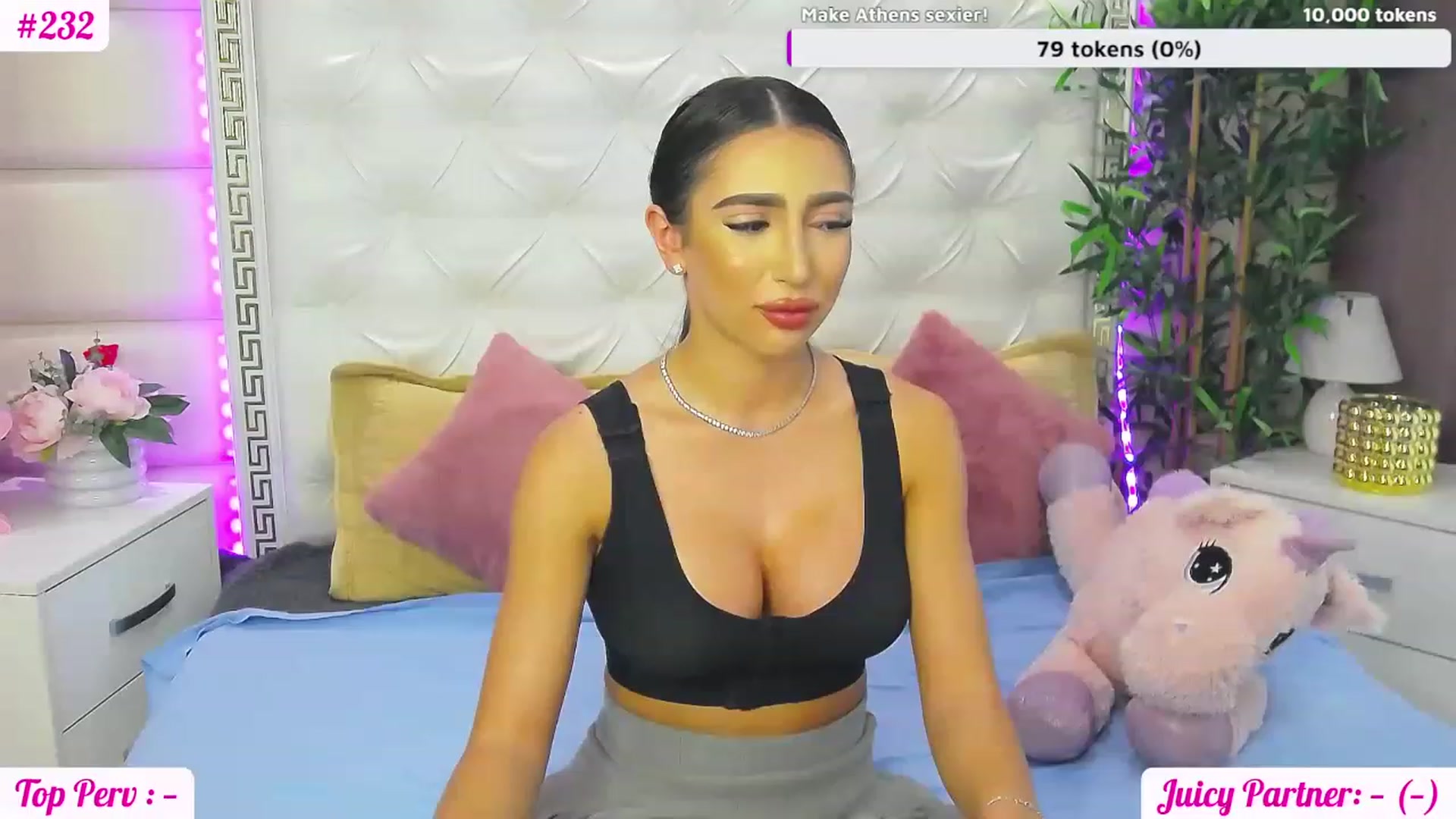 Gallery image thumbnail from JuicyJelly_'s myfreecams stream on, 06/22/2023, 14:11 image 7 of 20