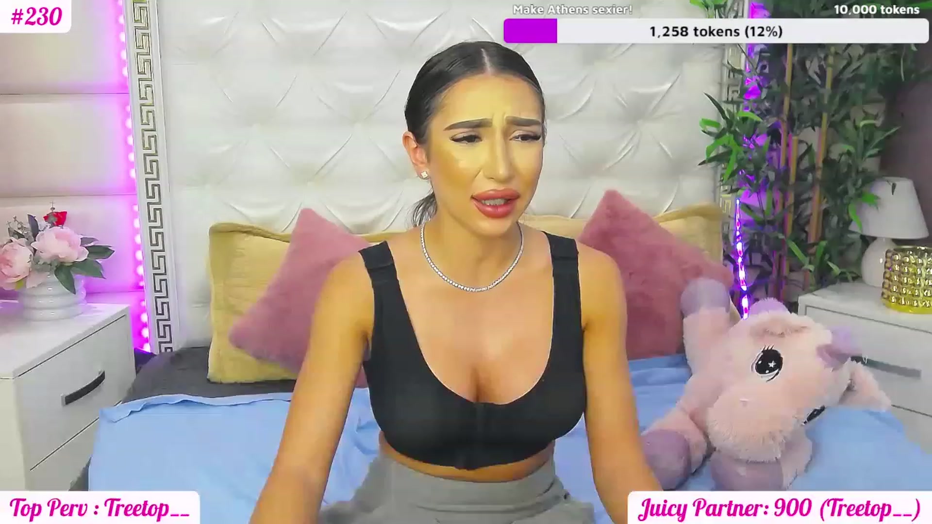 Gallery image thumbnail from JuicyJelly_'s myfreecams stream on, 06/22/2023, 14:40 image 1 of 20