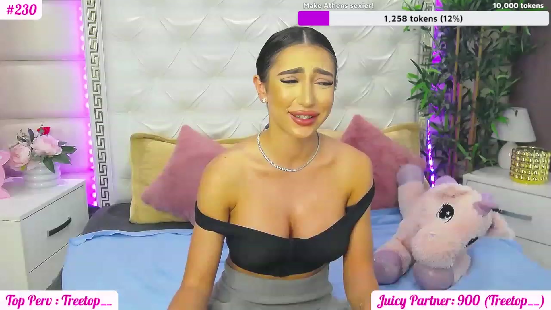 Gallery image thumbnail from JuicyJelly_'s myfreecams stream on, 06/22/2023, 14:40 image 14 of 20