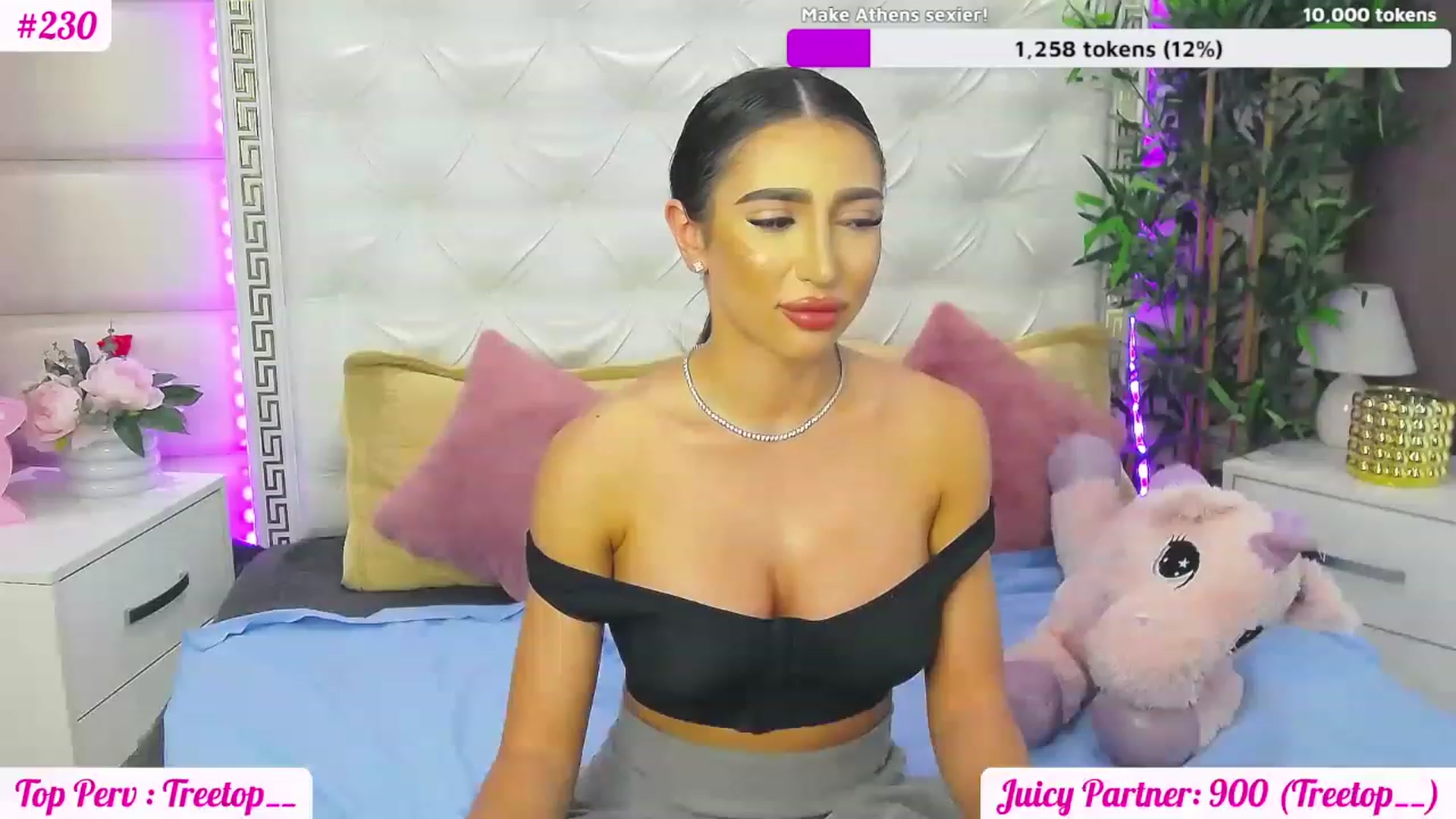Gallery image thumbnail from JuicyJelly_'s myfreecams stream on, 06/22/2023, 14:40 image 19 of 20