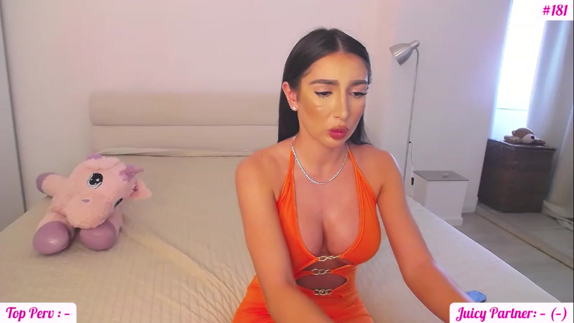 Gallery image thumbnail from JuicyJelly_'s myfreecams stream on, 07/05/2023, 15:08 image 5 of 20