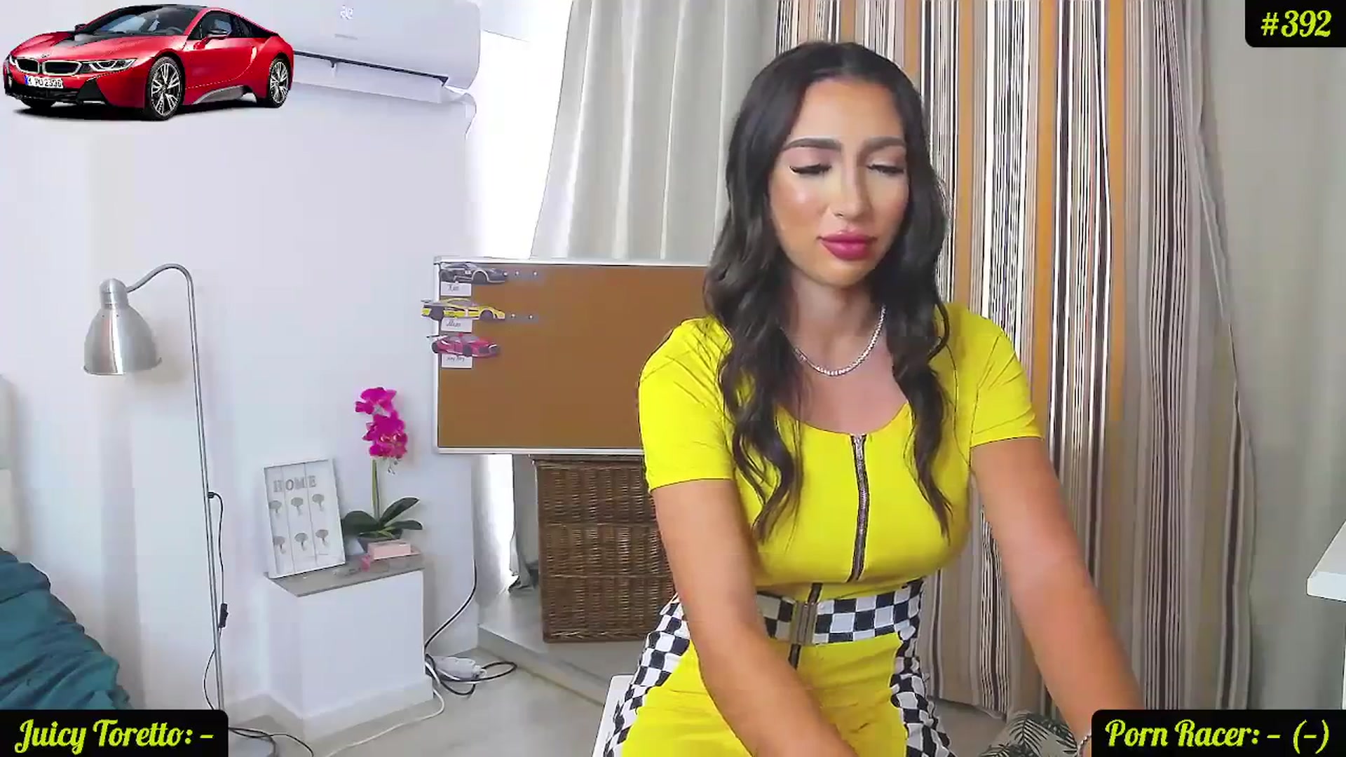 Gallery image thumbnail from JuicyJelly_'s myfreecams stream on, 08/21/2023, 14:08 image 7 of 20