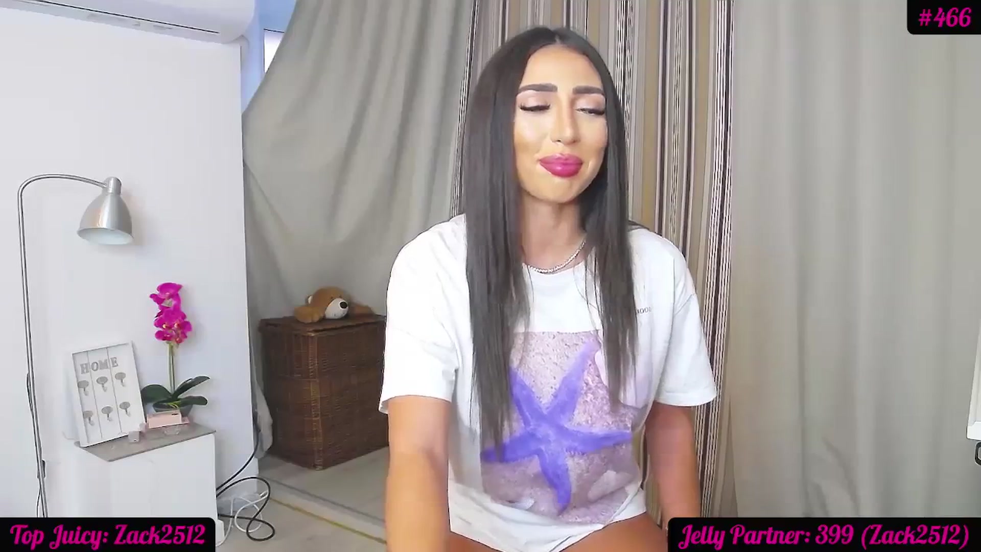 Gallery image thumbnail from JuicyJelly_'s myfreecams stream on, 09/29/2023, 17:23 image 6 of 20