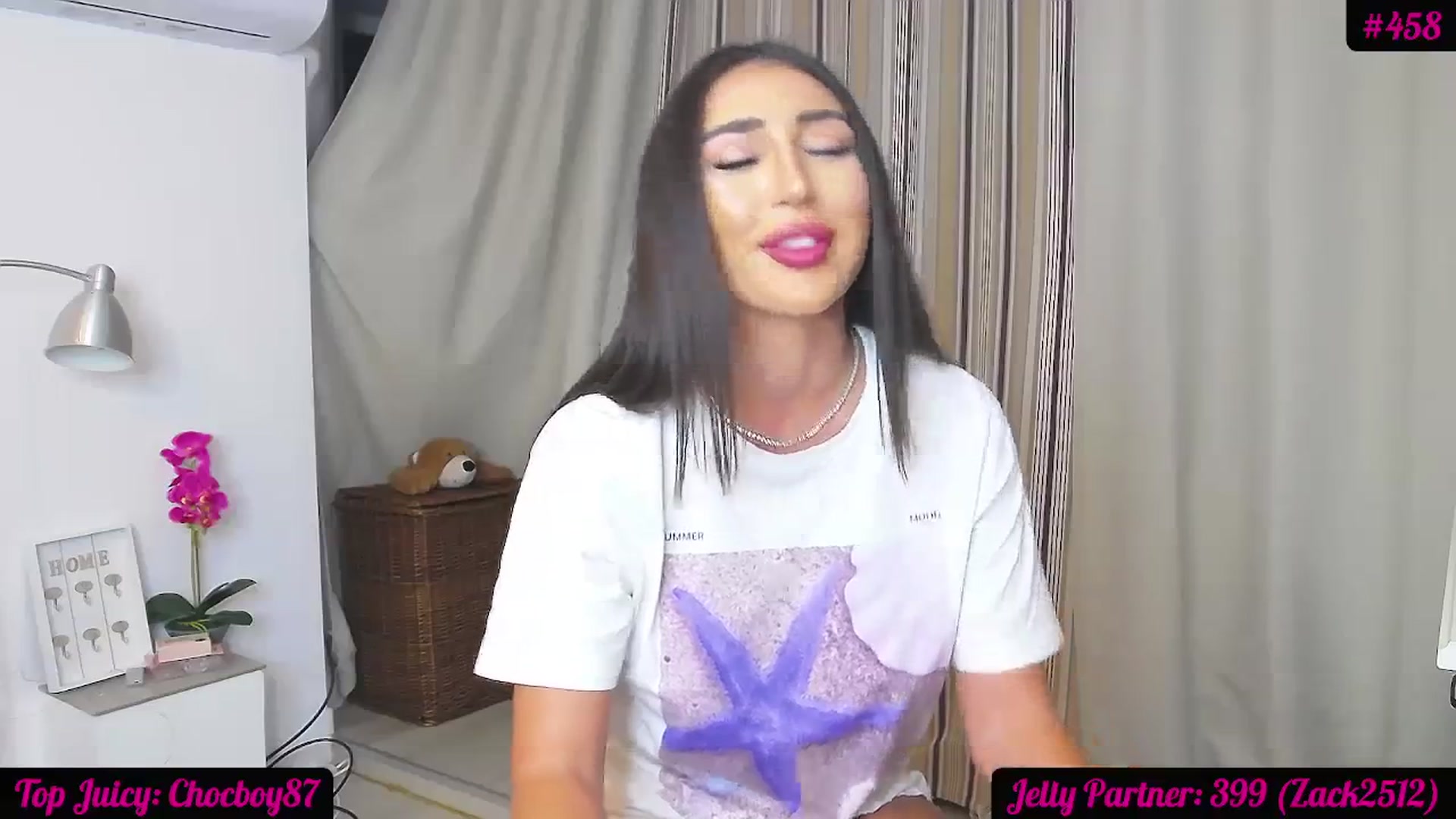 Gallery image thumbnail from JuicyJelly_'s myfreecams stream on, 09/29/2023, 17:23 image 16 of 20