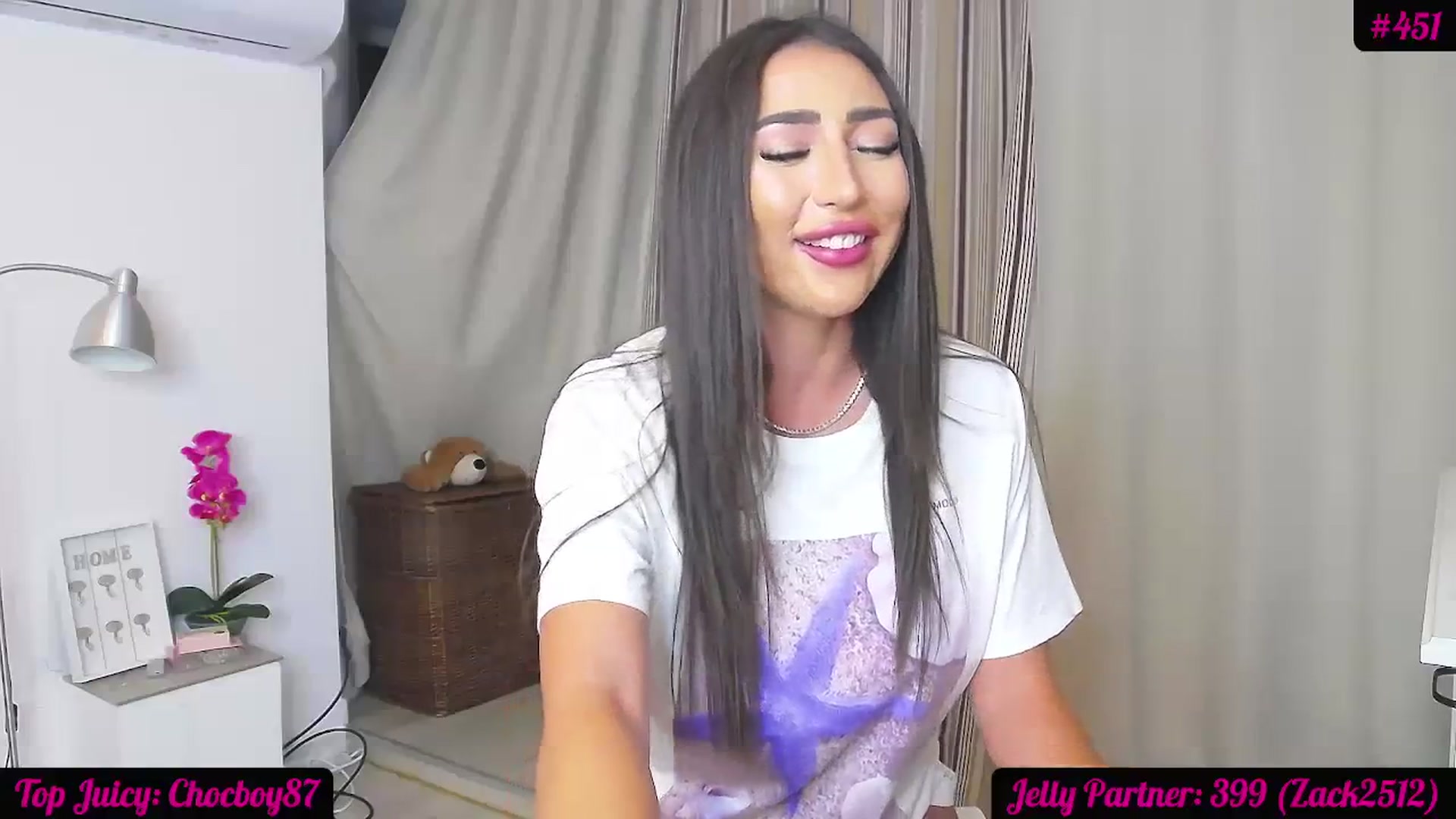 Gallery image thumbnail from JuicyJelly_'s myfreecams stream on, 09/29/2023, 18:52 image 15 of 20