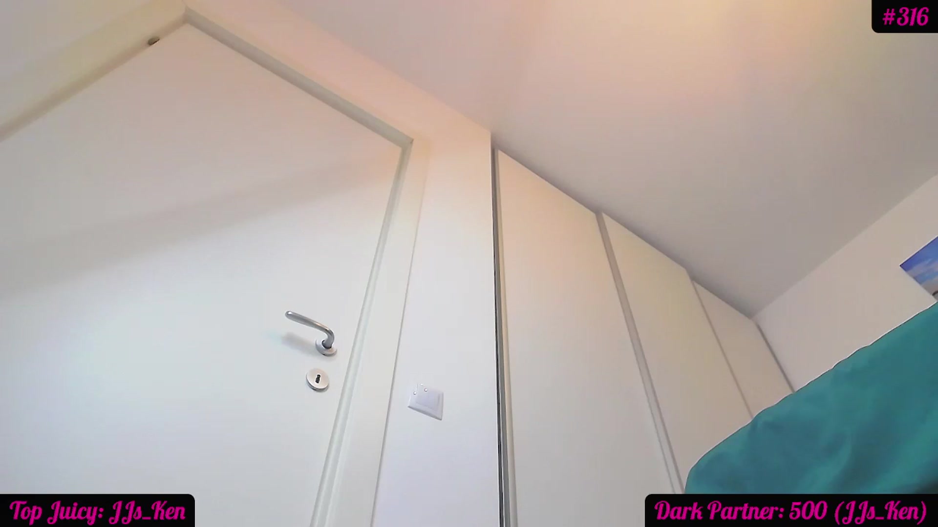 Gallery image thumbnail from JuicyJelly_'s myfreecams stream on, 11/09/2023, 19:46 image 17 of 20