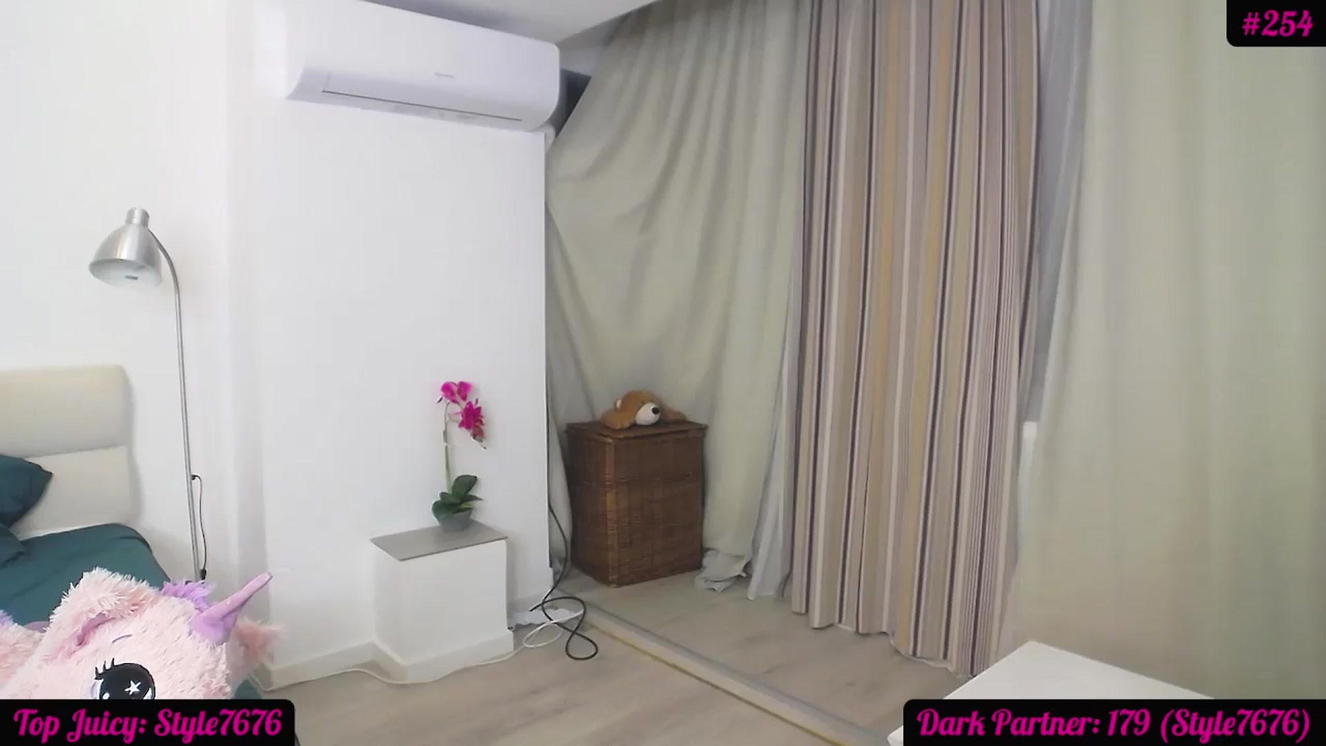 Gallery image thumbnail from JuicyJelly_'s myfreecams stream on, 11/13/2023, 20:59 image 15 of 20
