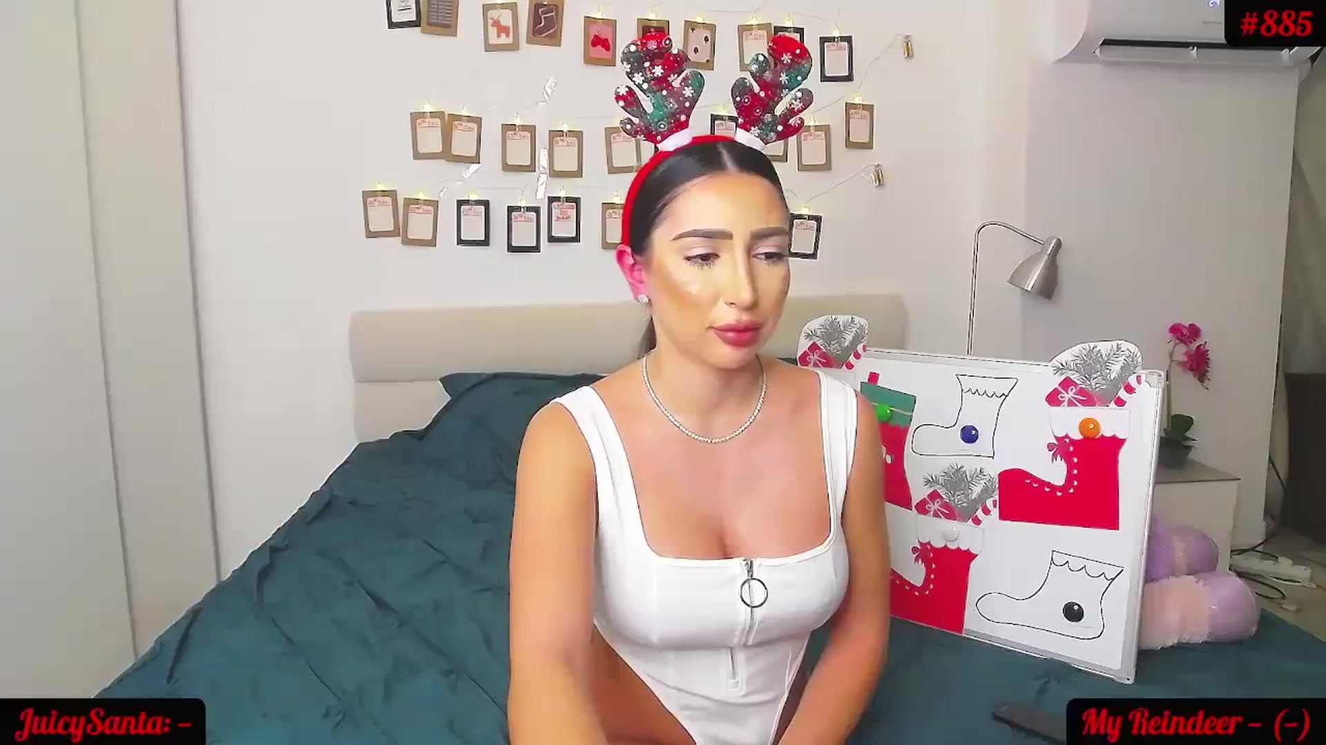 Gallery image thumbnail from JuicyJelly_'s myfreecams stream on, 12/06/2023, 18:16 image 1 of 20