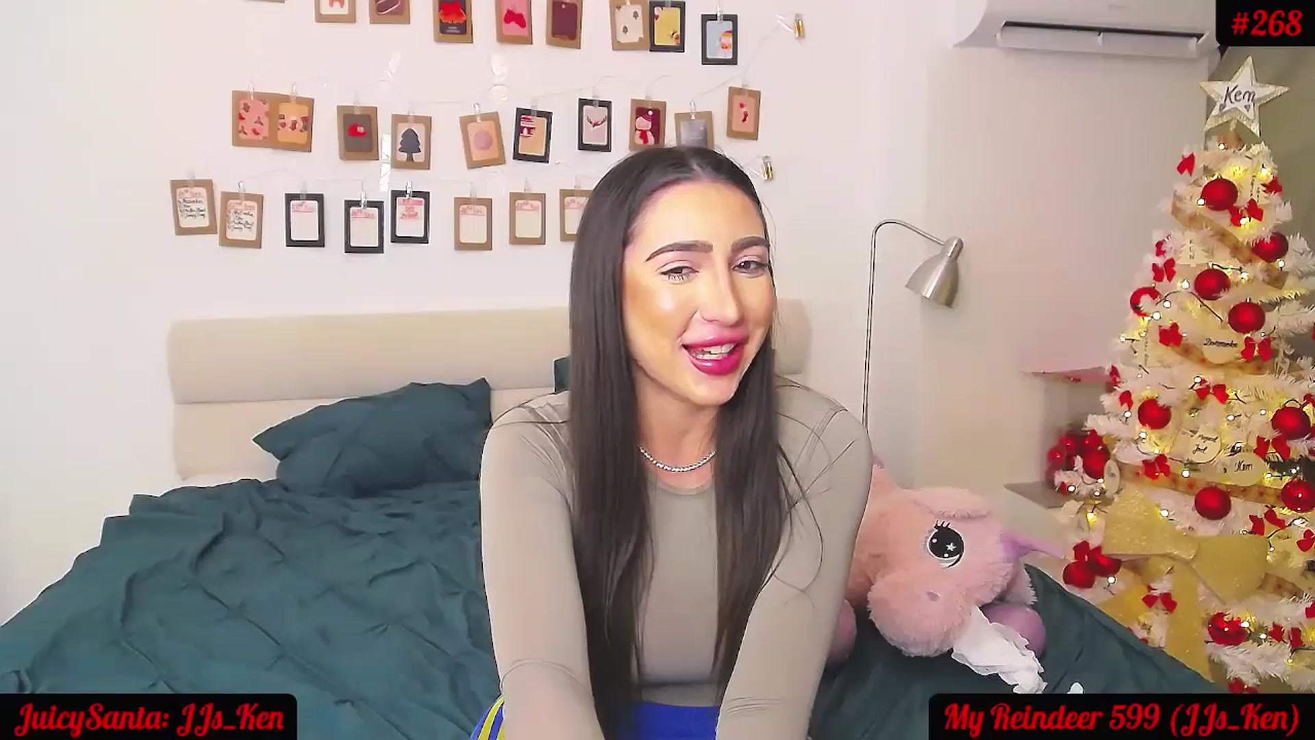 Gallery image thumbnail from JuicyJelly_'s myfreecams stream on, 12/22/2023, 16:57 image 17 of 20