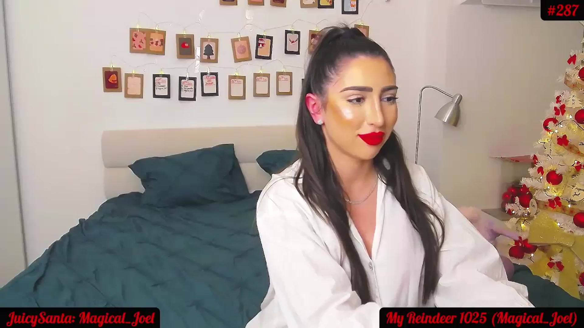 Gallery image thumbnail from JuicyJelly_'s myfreecams stream on, 12/23/2023, 17:14 image 9 of 20