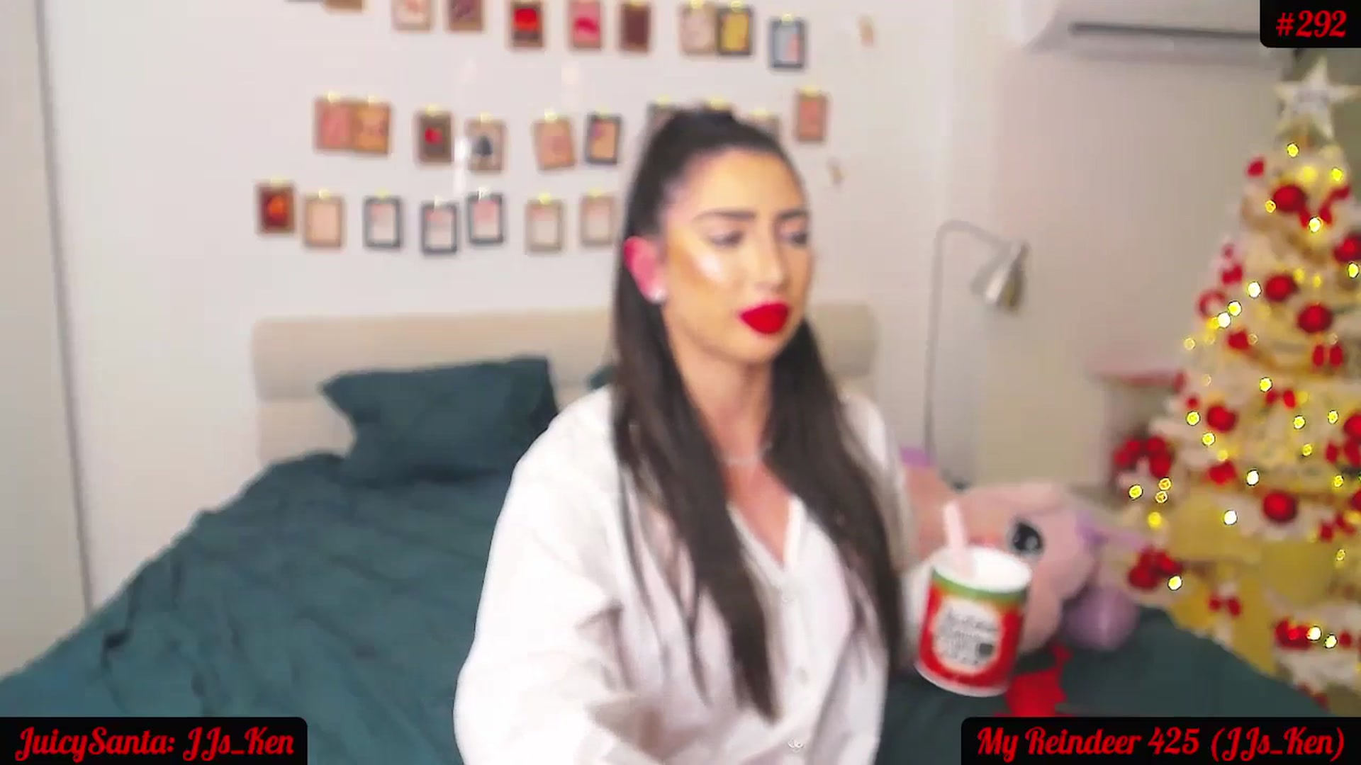Gallery image thumbnail from JuicyJelly_'s myfreecams stream on, 12/23/2023, 17:14 image 8 of 20
