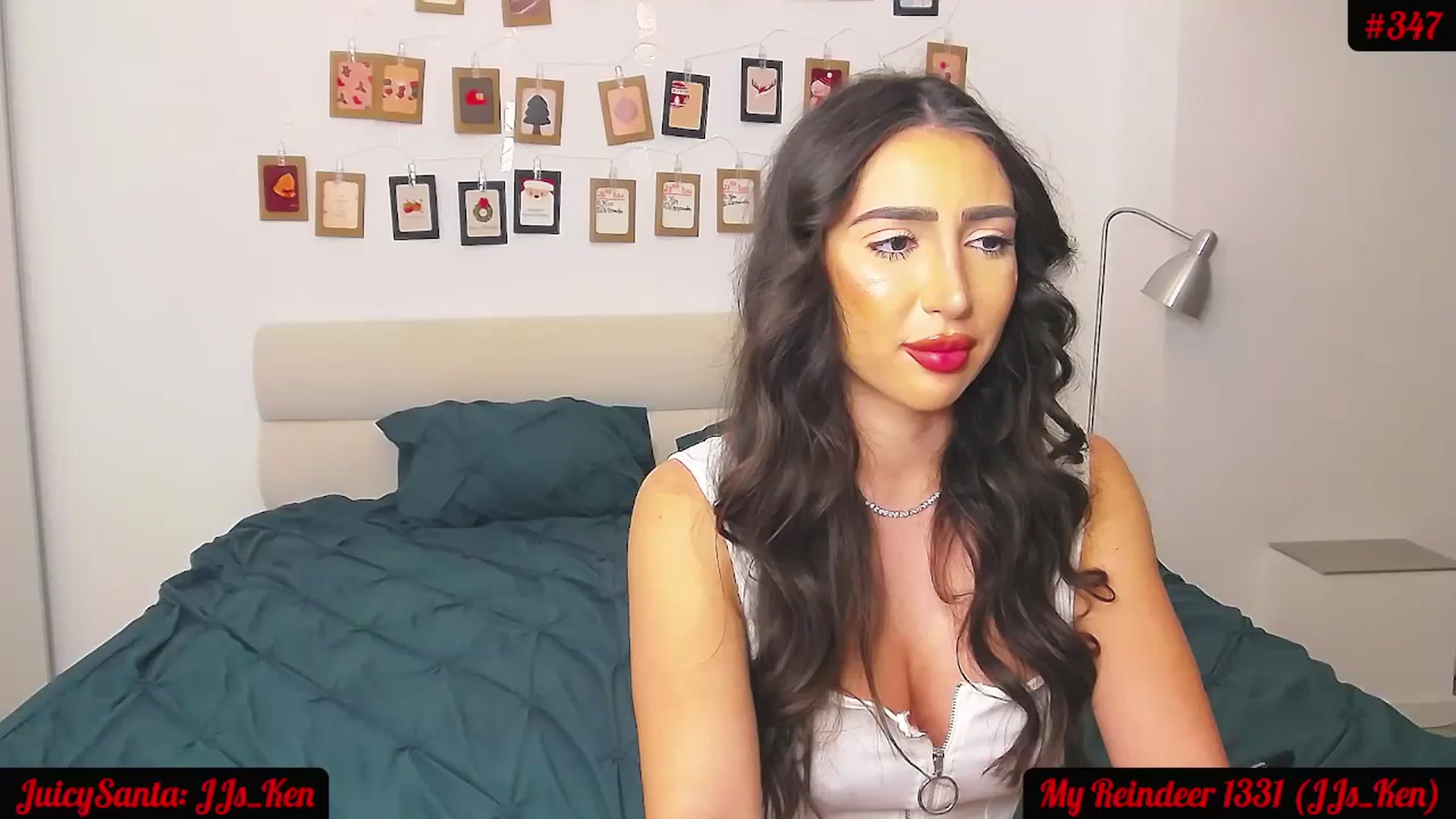 Gallery image thumbnail from JuicyJelly_'s myfreecams stream on, 12/28/2023, 17:38 image 3 of 20