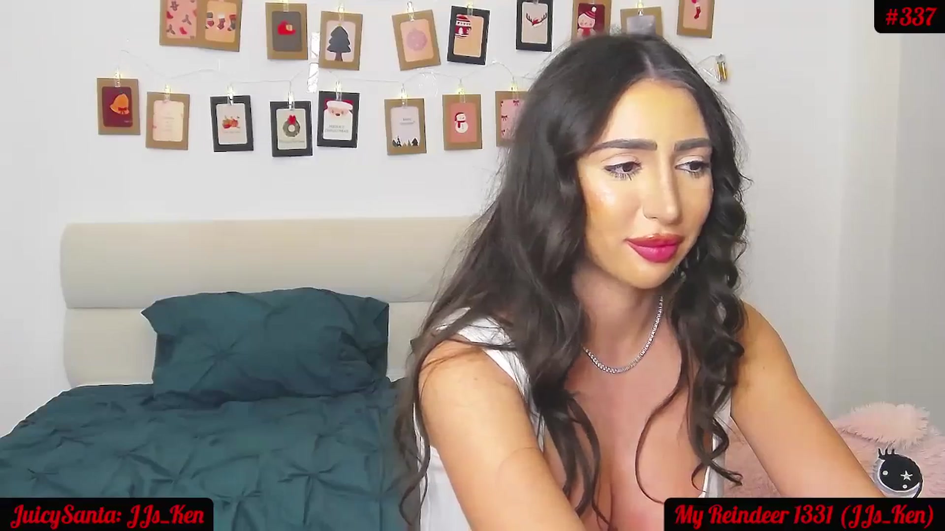 Gallery image thumbnail from JuicyJelly_'s myfreecams stream on, 12/28/2023, 20:16 image 15 of 20