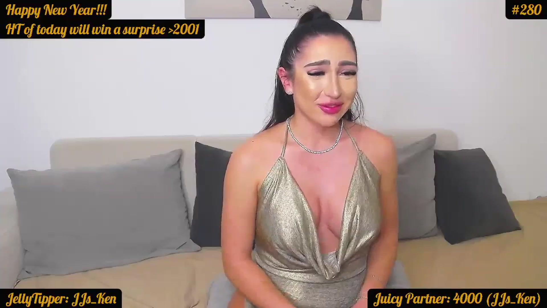 Gallery image thumbnail from JuicyJelly_'s myfreecams stream on, 12/30/2023, 19:30 image 20 of 20