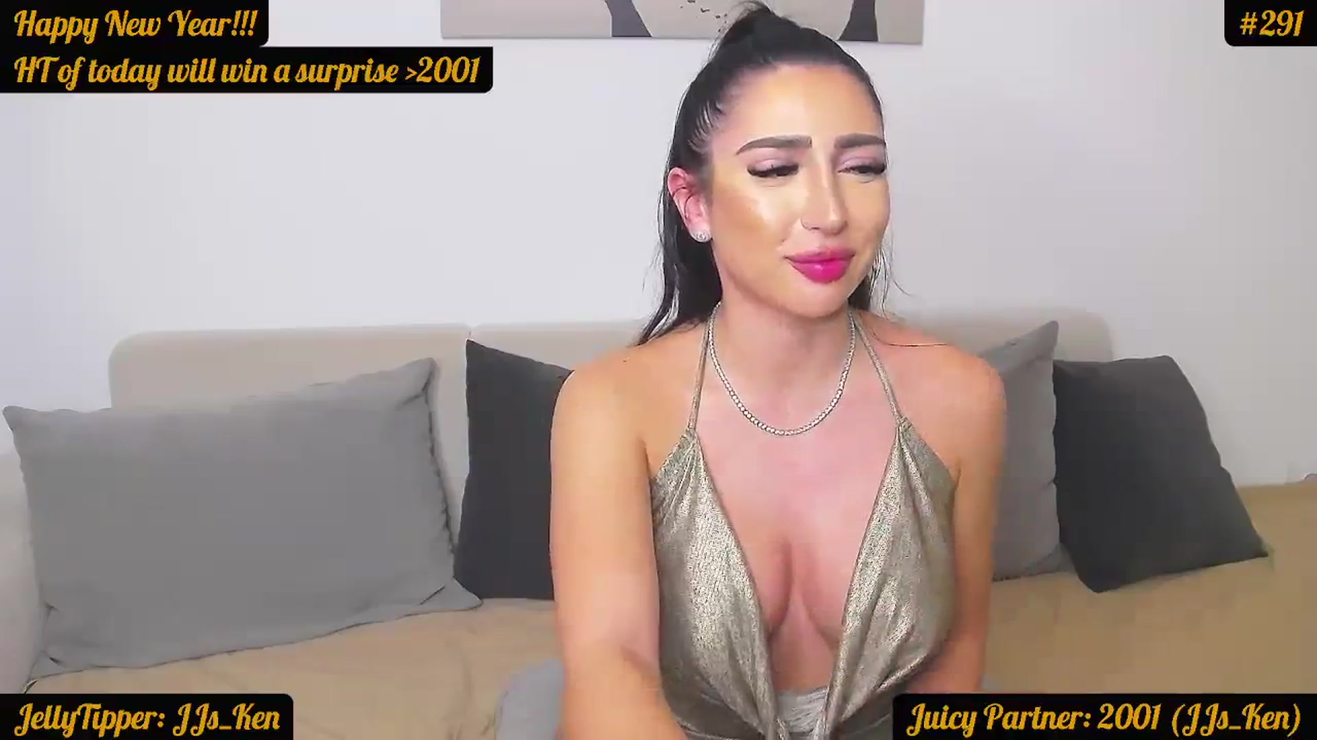 Gallery image thumbnail from JuicyJelly_'s myfreecams stream on, 12/30/2023, 19:30 image 14 of 20