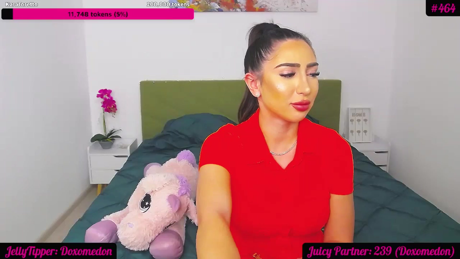 Gallery image thumbnail from JuicyJelly_'s myfreecams stream on, 01/10/2024, 19:17 image 12 of 20