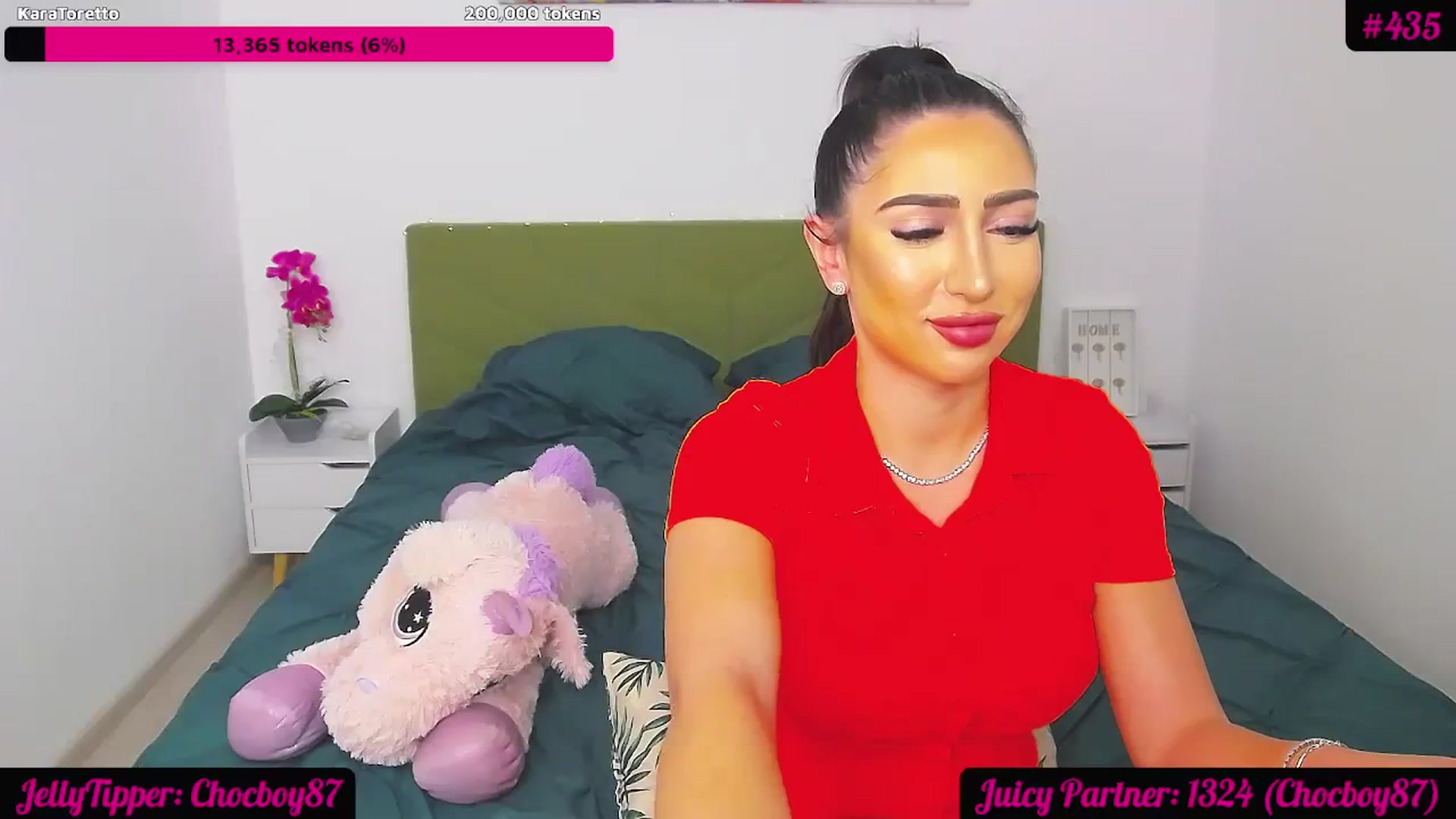 Gallery image thumbnail from JuicyJelly_'s myfreecams stream on, 01/10/2024, 20:19 image 8 of 20