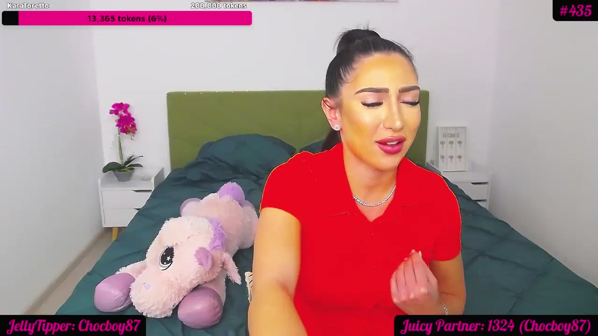 Gallery image thumbnail from JuicyJelly_'s myfreecams stream on, 01/10/2024, 20:19 image 6 of 20