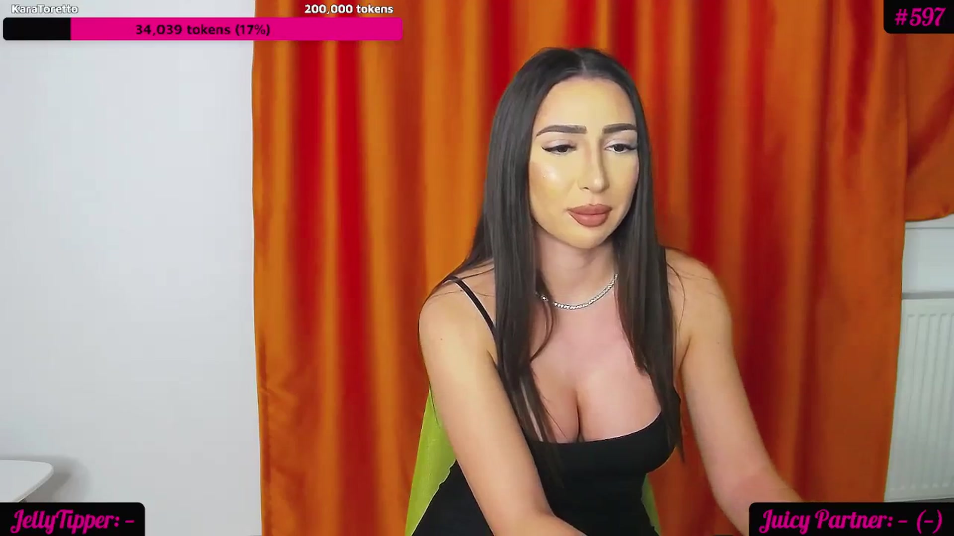 Gallery image thumbnail from JuicyJelly_'s myfreecams stream on, 01/22/2024, 17:01 image 2 of 20