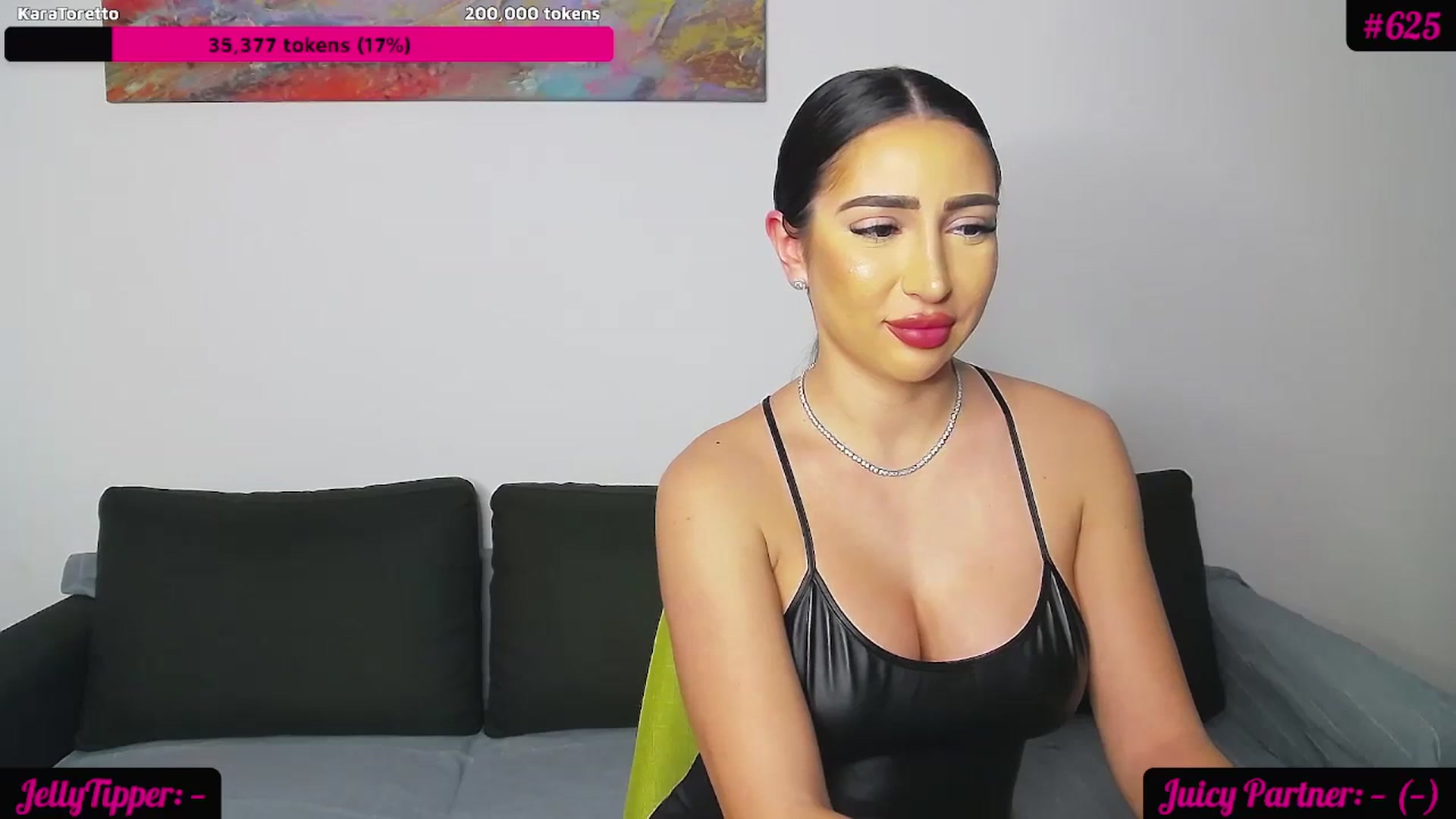 Gallery image thumbnail from JuicyJelly_'s myfreecams stream on, 01/24/2024, 16:47 image 13 of 20