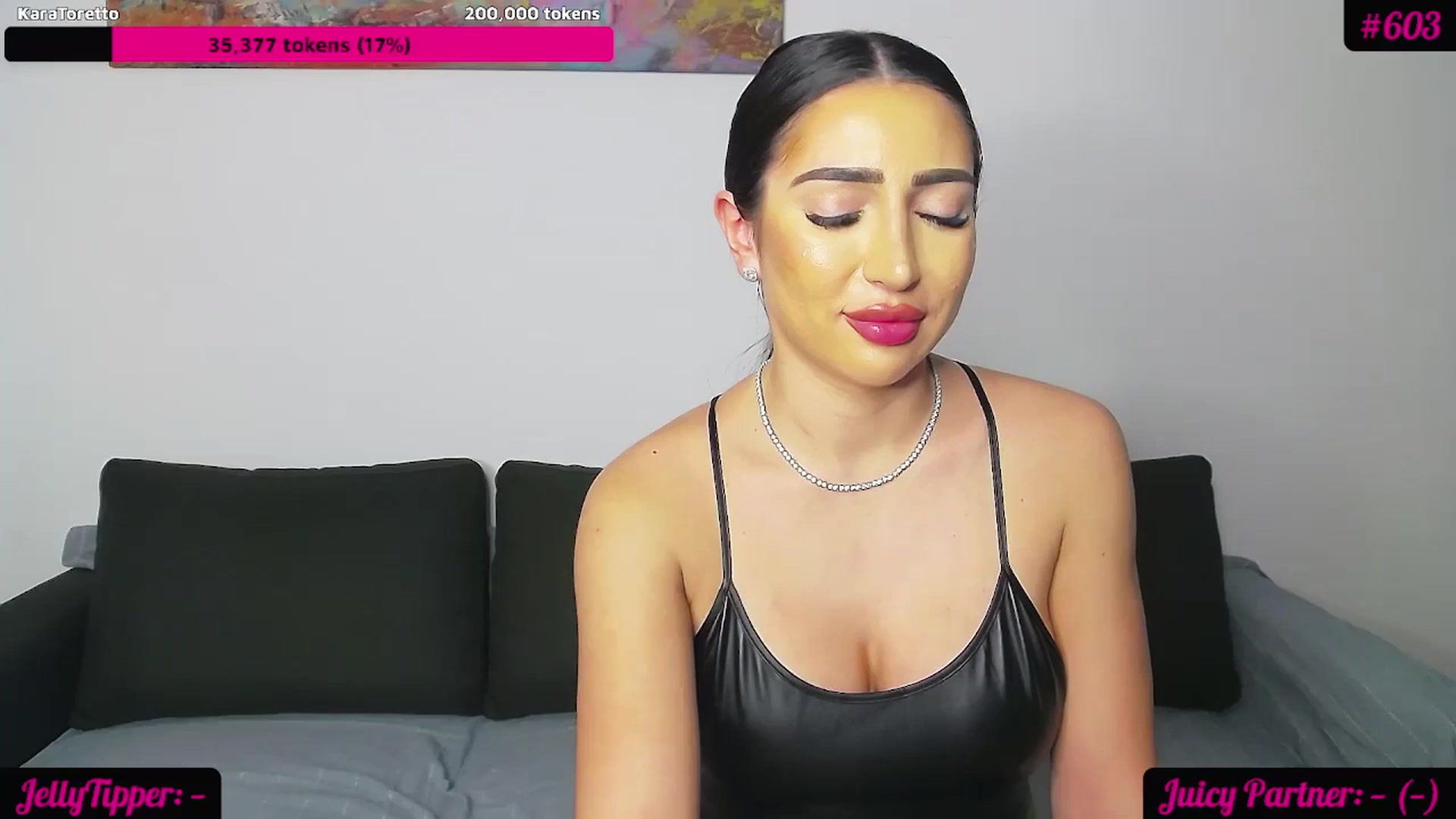Gallery image thumbnail from JuicyJelly_'s myfreecams stream on, 01/24/2024, 19:34 image 2 of 20