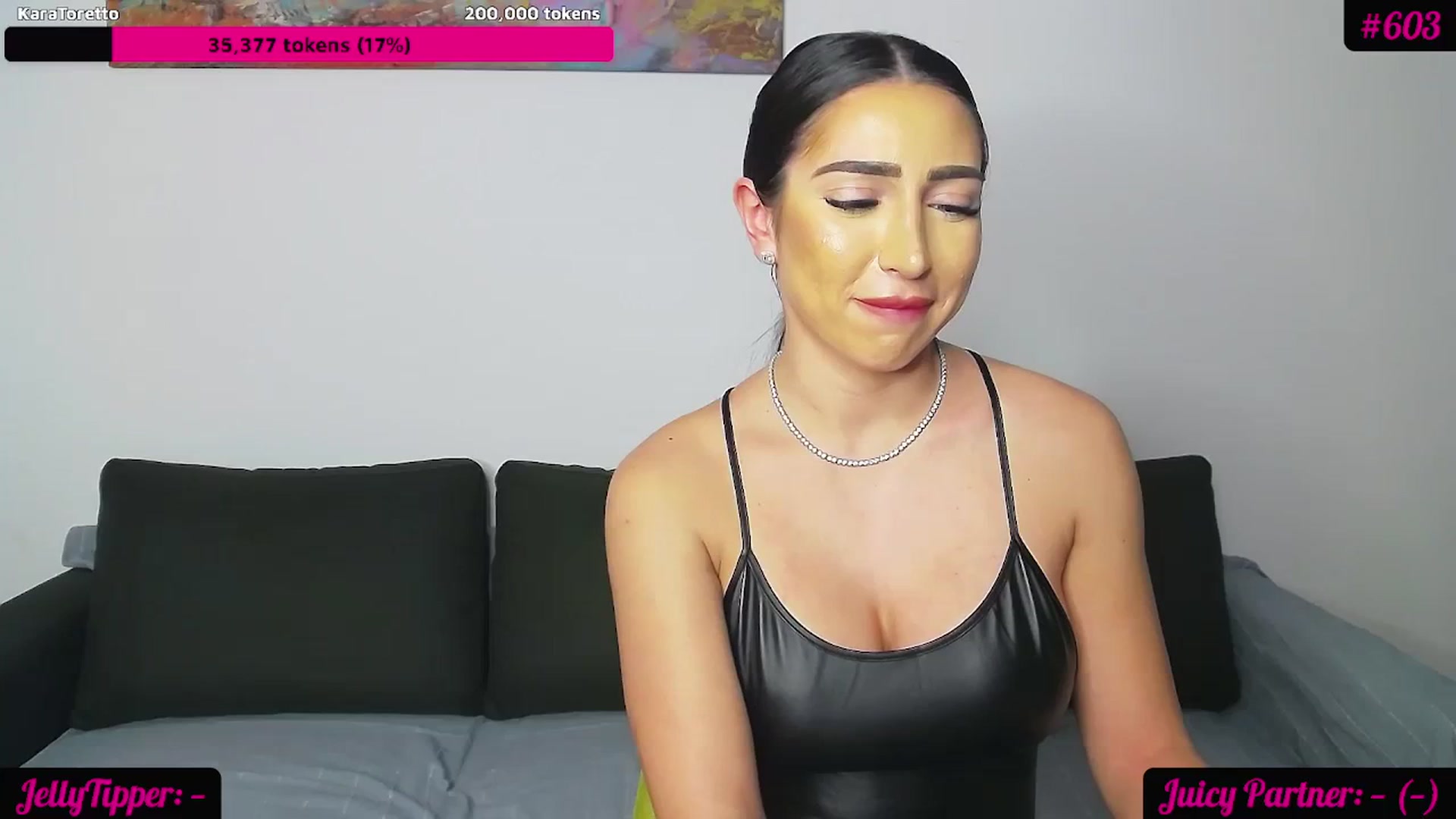 Gallery image thumbnail from JuicyJelly_'s myfreecams stream on, 01/24/2024, 19:34 image 1 of 20
