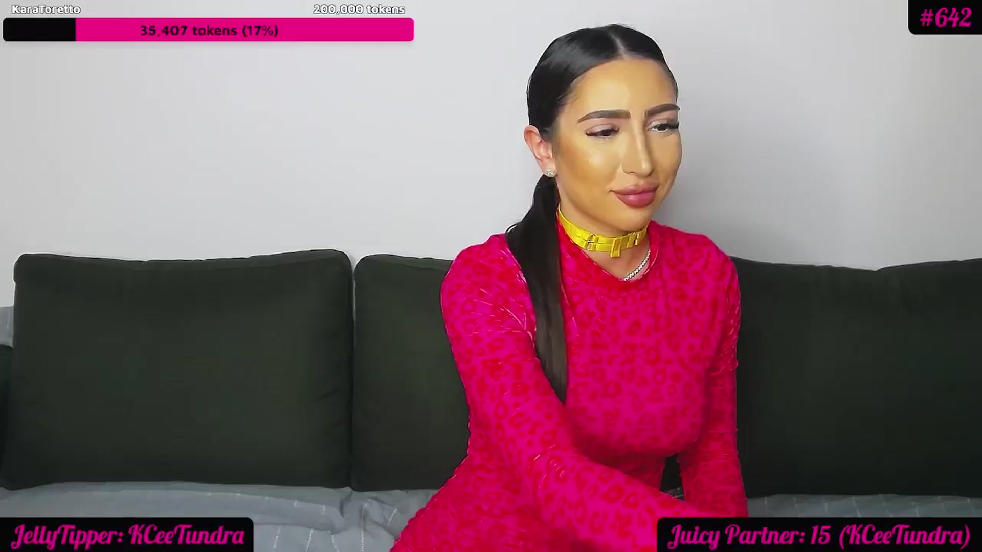 Gallery image thumbnail from JuicyJelly_'s myfreecams stream on, 01/25/2024, 18:28 image 10 of 20