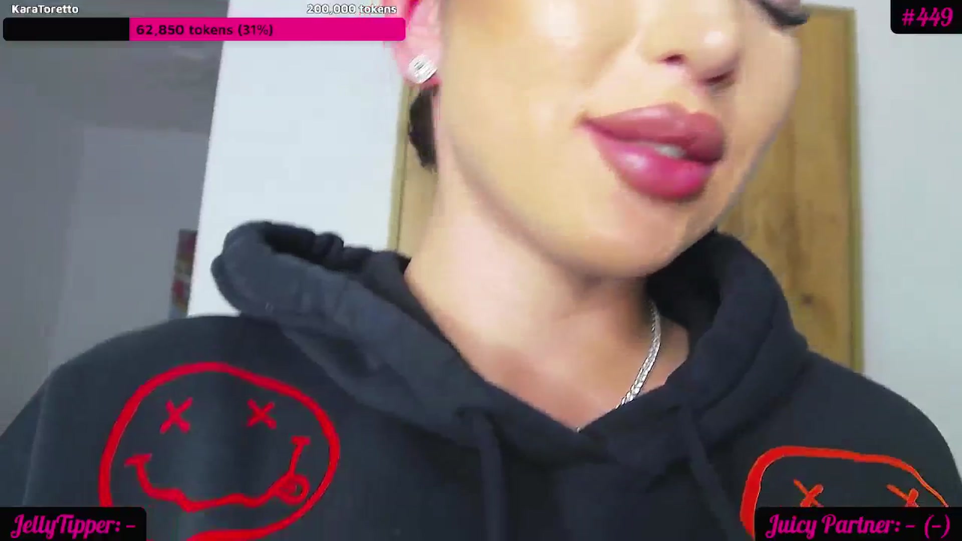 Gallery image thumbnail from JuicyJelly_'s myfreecams stream on, 01/30/2024, 16:55 image 11 of 20