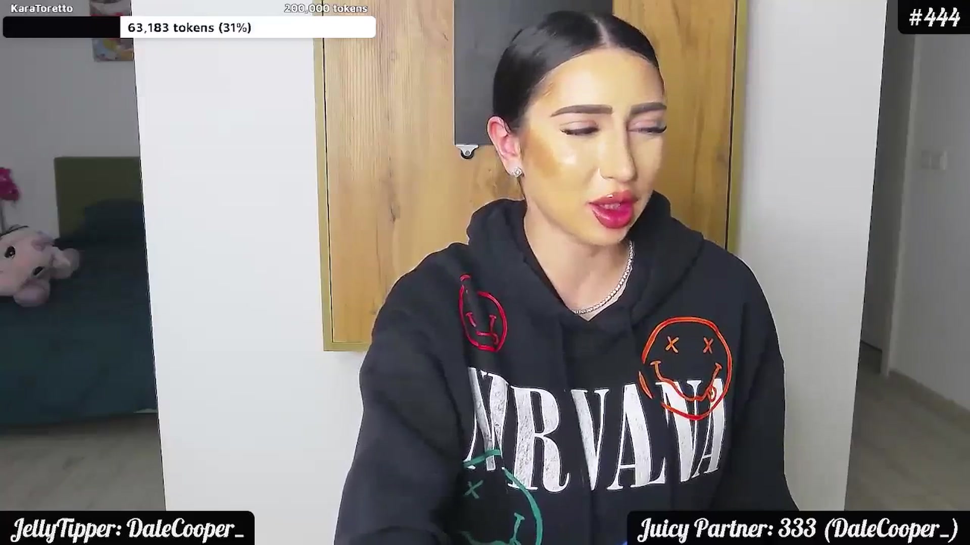 Gallery image thumbnail from JuicyJelly_'s myfreecams stream on, 01/30/2024, 18:47 image 4 of 20