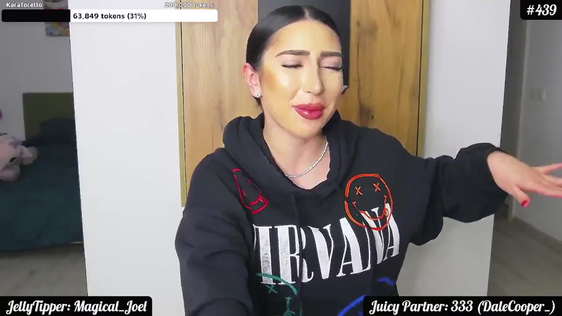 Gallery image thumbnail from JuicyJelly_'s myfreecams stream on, 01/30/2024, 18:47 image 9 of 20