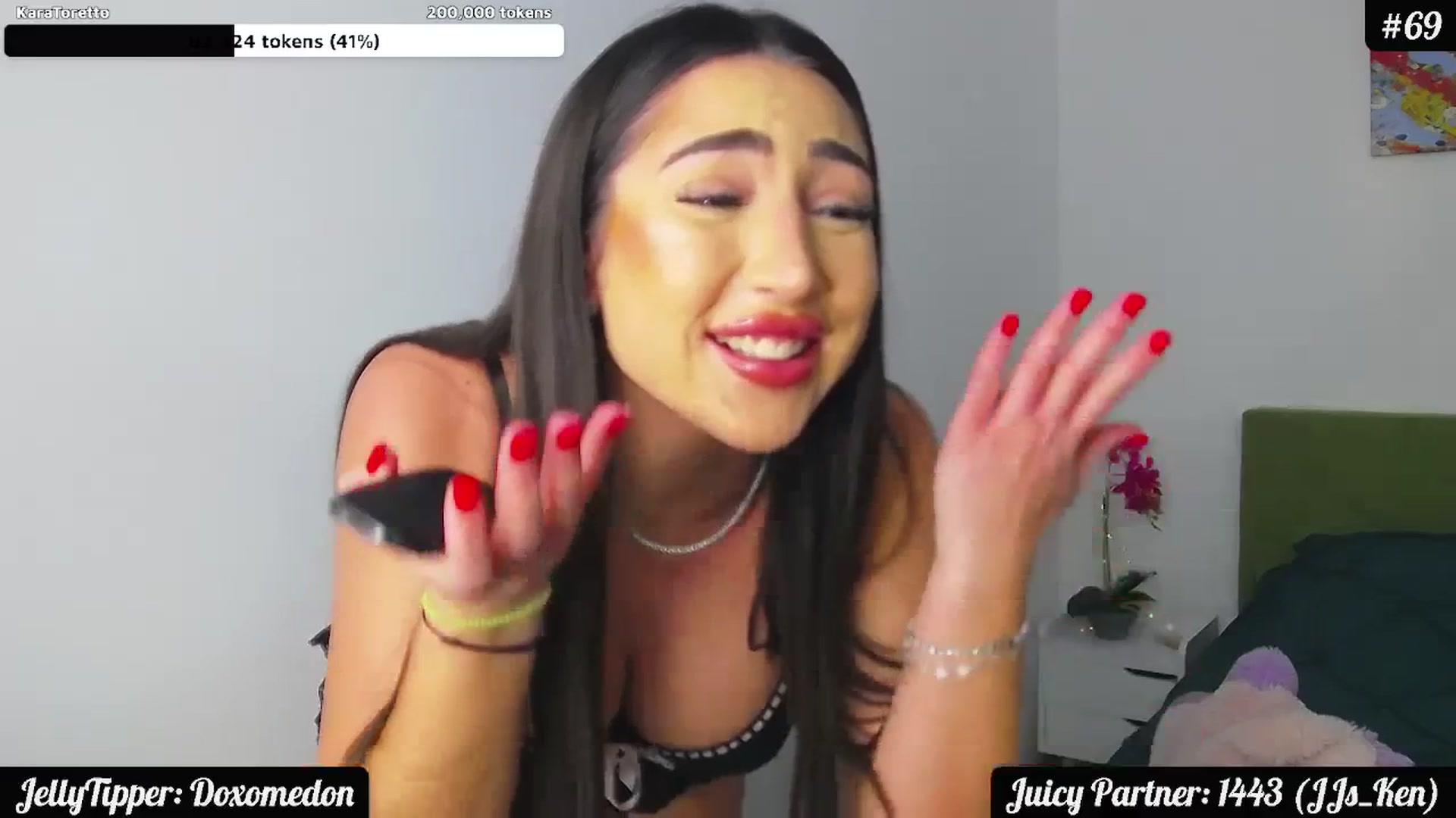 Gallery image thumbnail from JuicyJelly_'s myfreecams stream on, 02/01/2024, 20:15 image 3 of 20