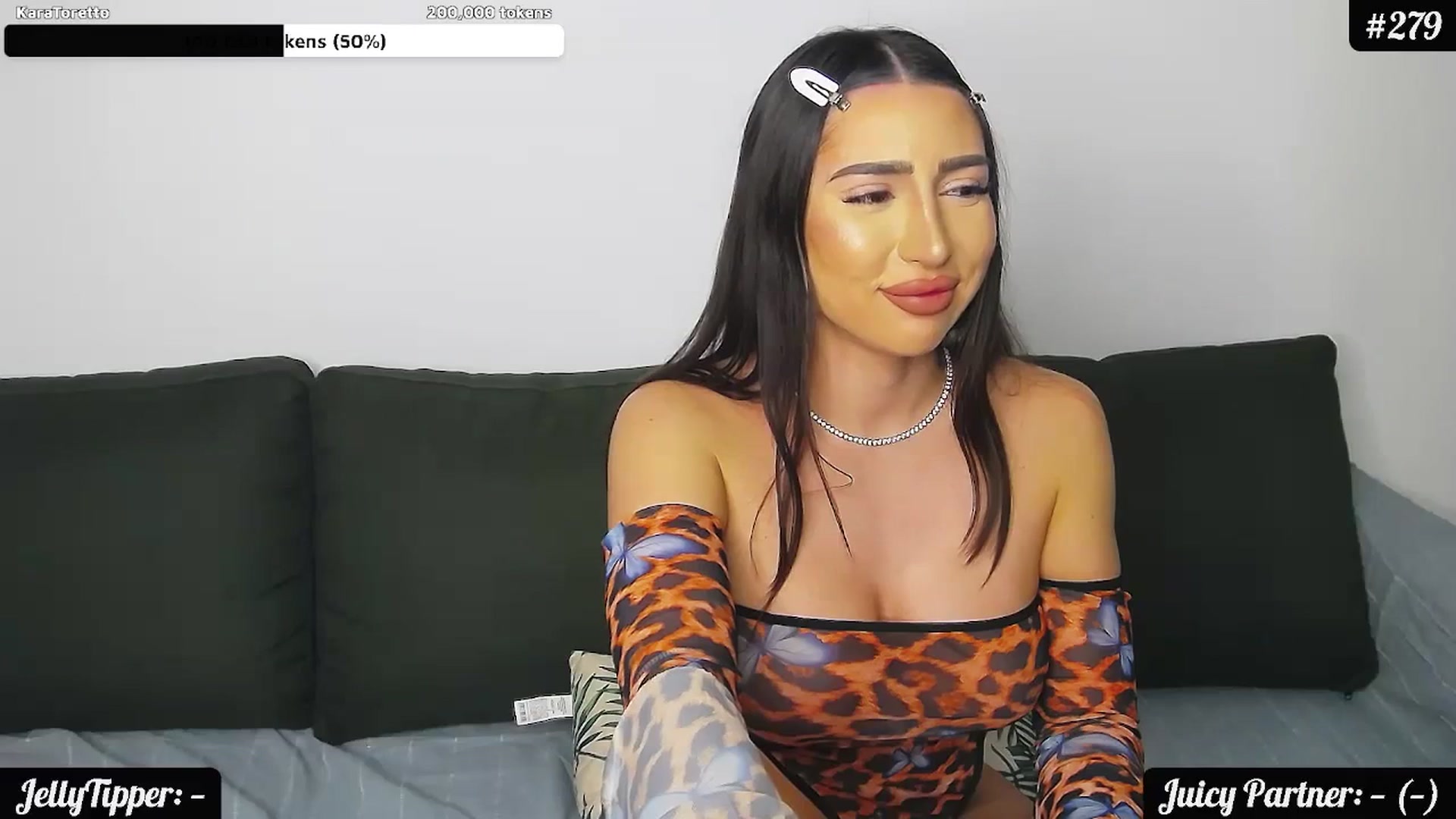 Gallery image thumbnail from JuicyJelly_'s myfreecams stream on, 02/05/2024, 17:42 image 17 of 20