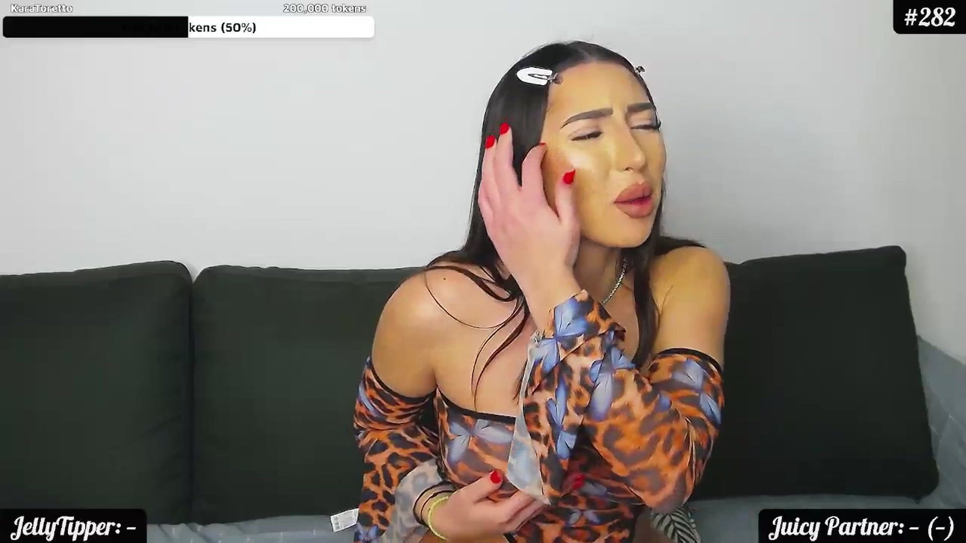 Gallery image thumbnail from JuicyJelly_'s myfreecams stream on, 02/05/2024, 19:18 image 3 of 20