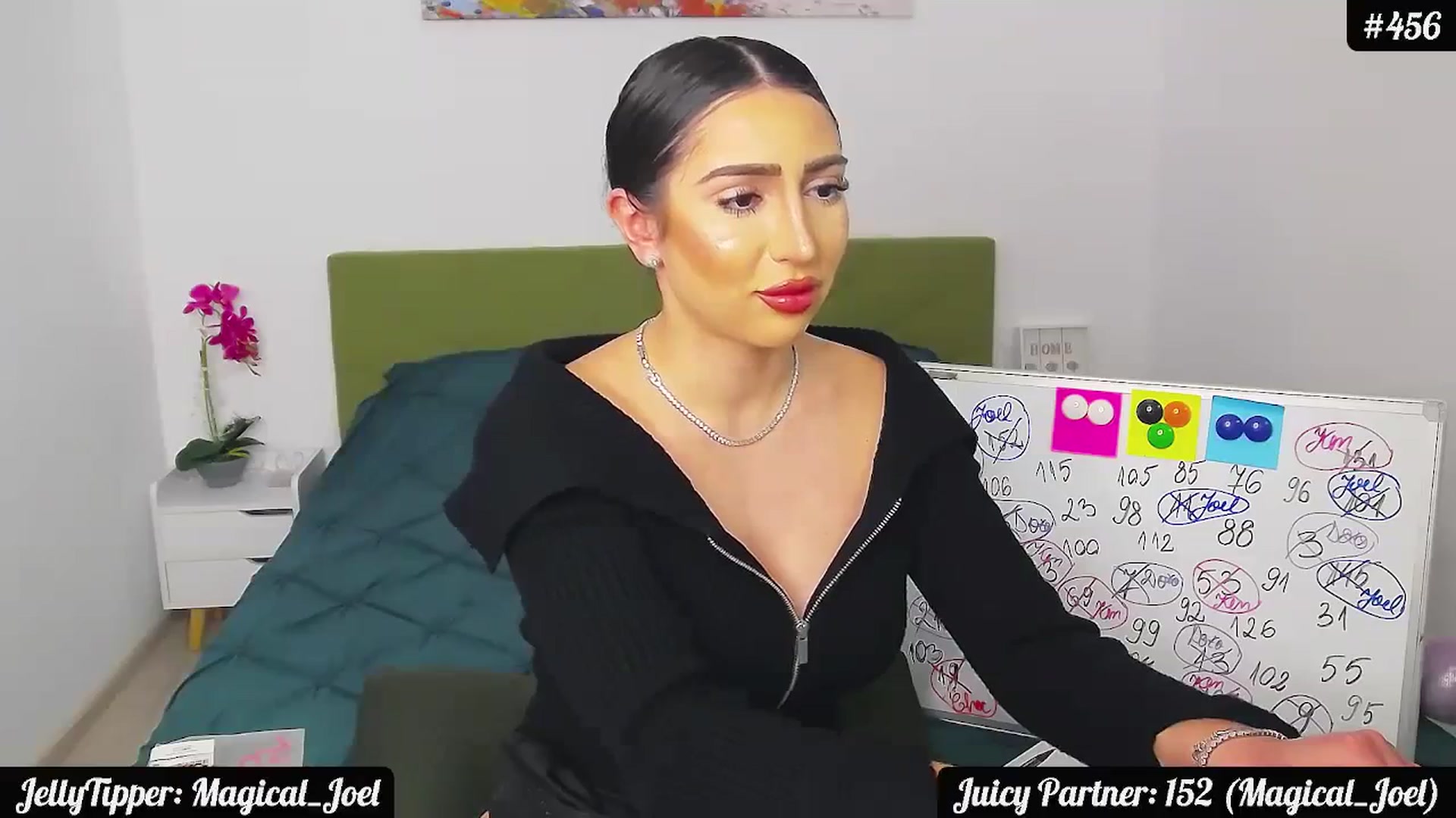 Gallery image thumbnail from JuicyJelly_'s myfreecams stream on, 02/23/2024, 18:24 image 15 of 20